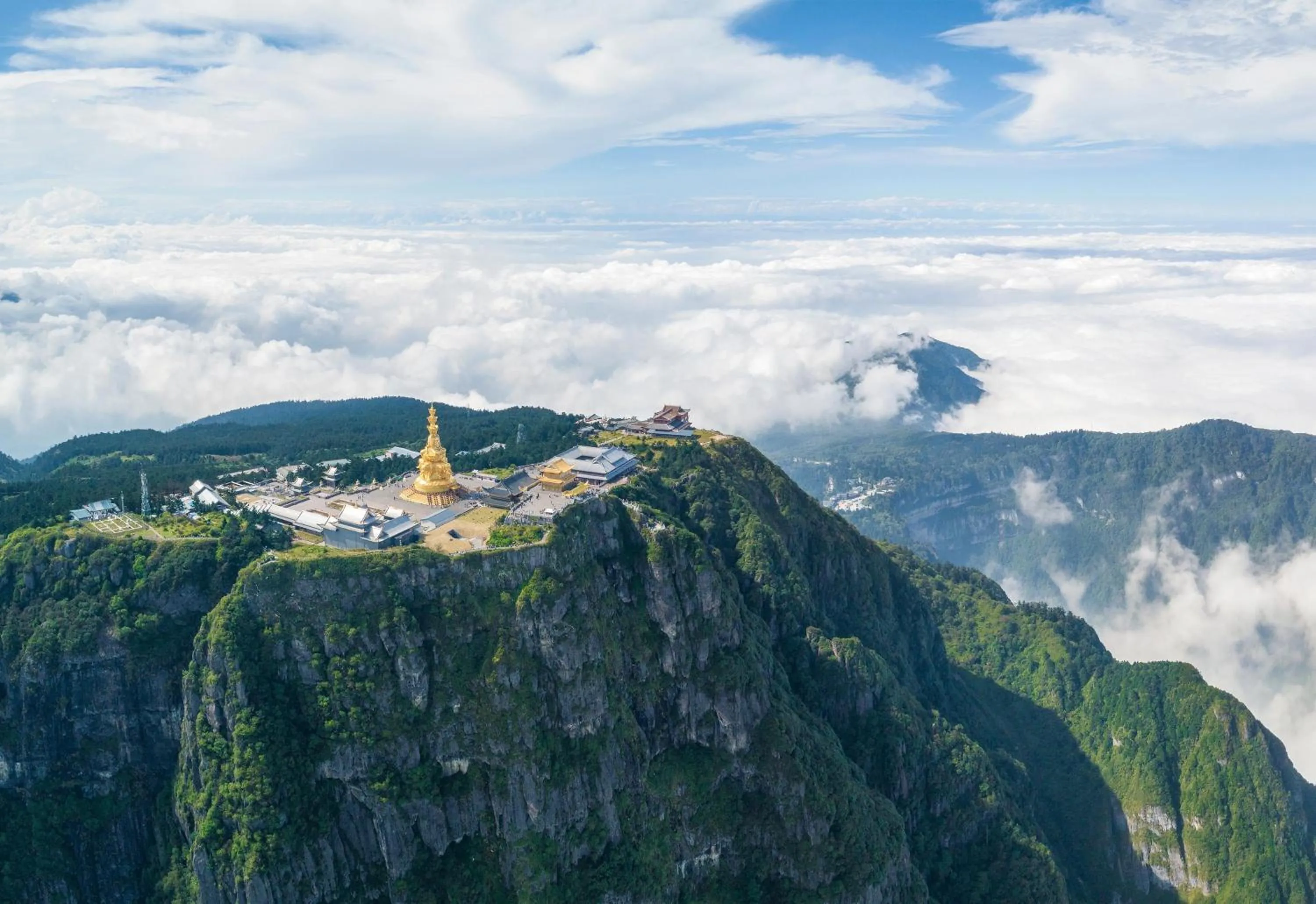 Nearby landmark in Hualuxe Leshan, an IHG Hotel