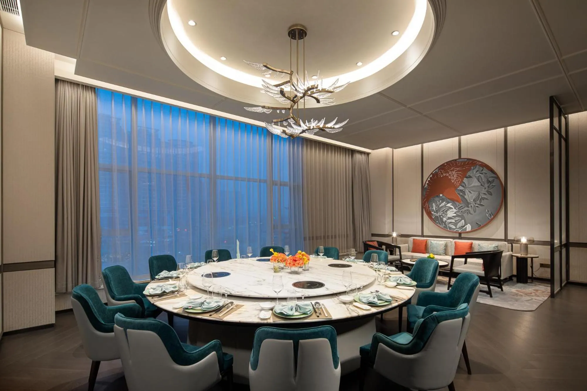 Restaurant/places to eat in Hualuxe Leshan, an IHG Hotel