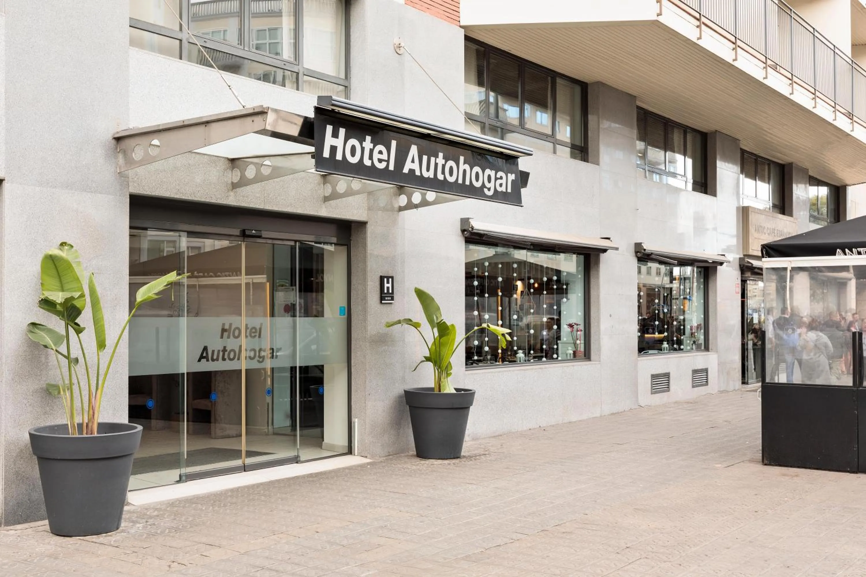 Property building in Hotel Best Auto Hogar