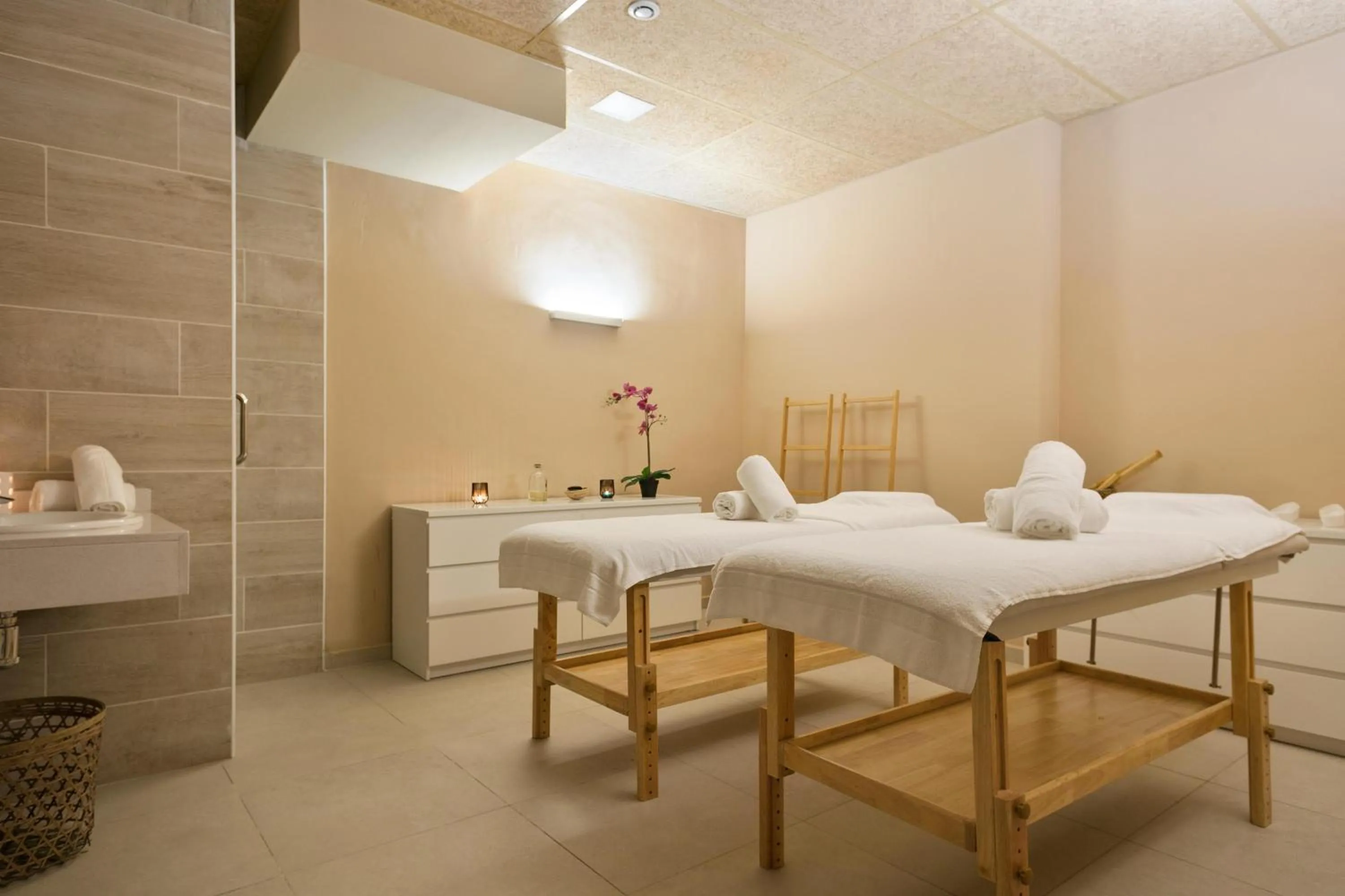 Spa and wellness centre/facilities in Hotel Best Auto Hogar