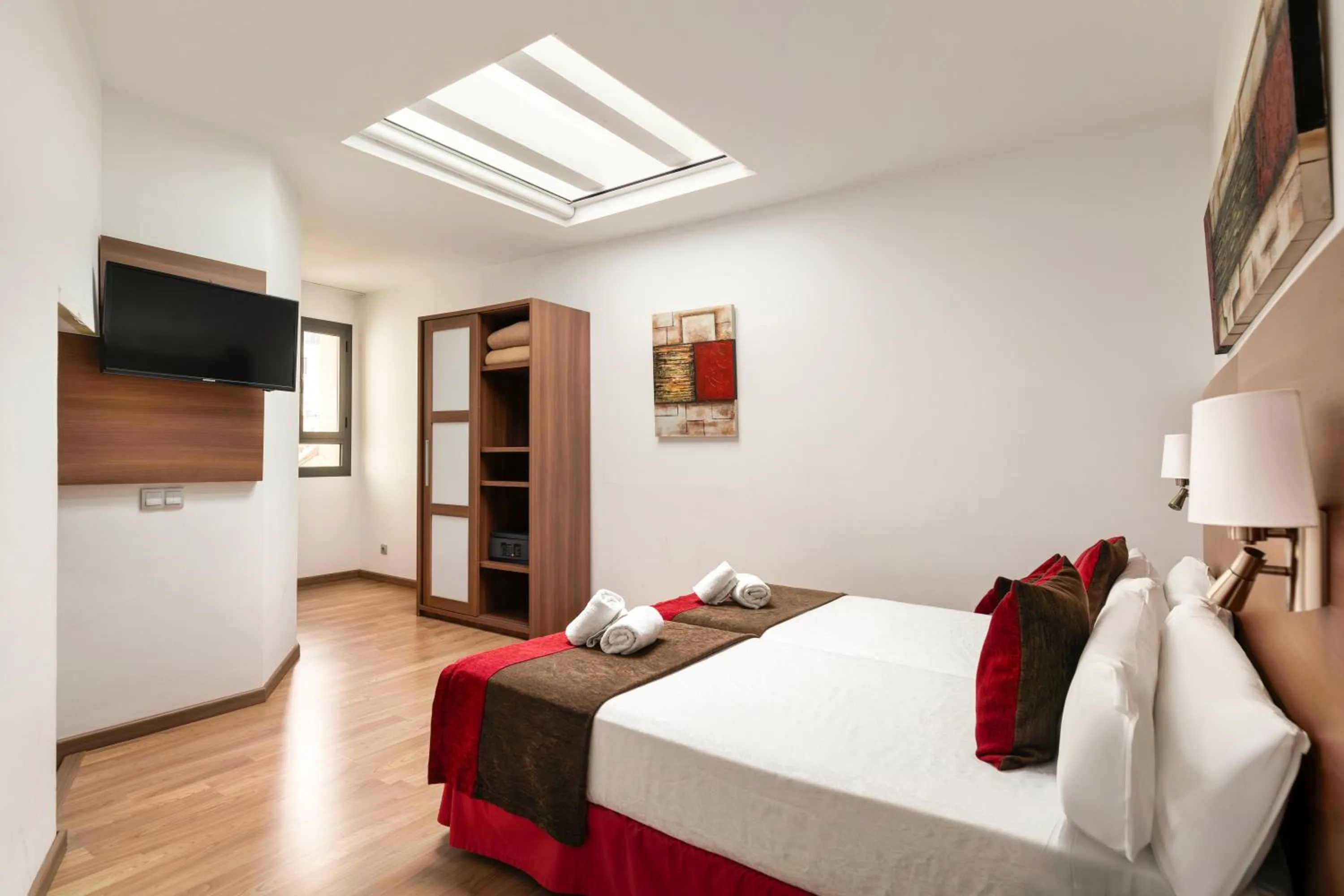 People, Bed in Hotel Best Auto Hogar