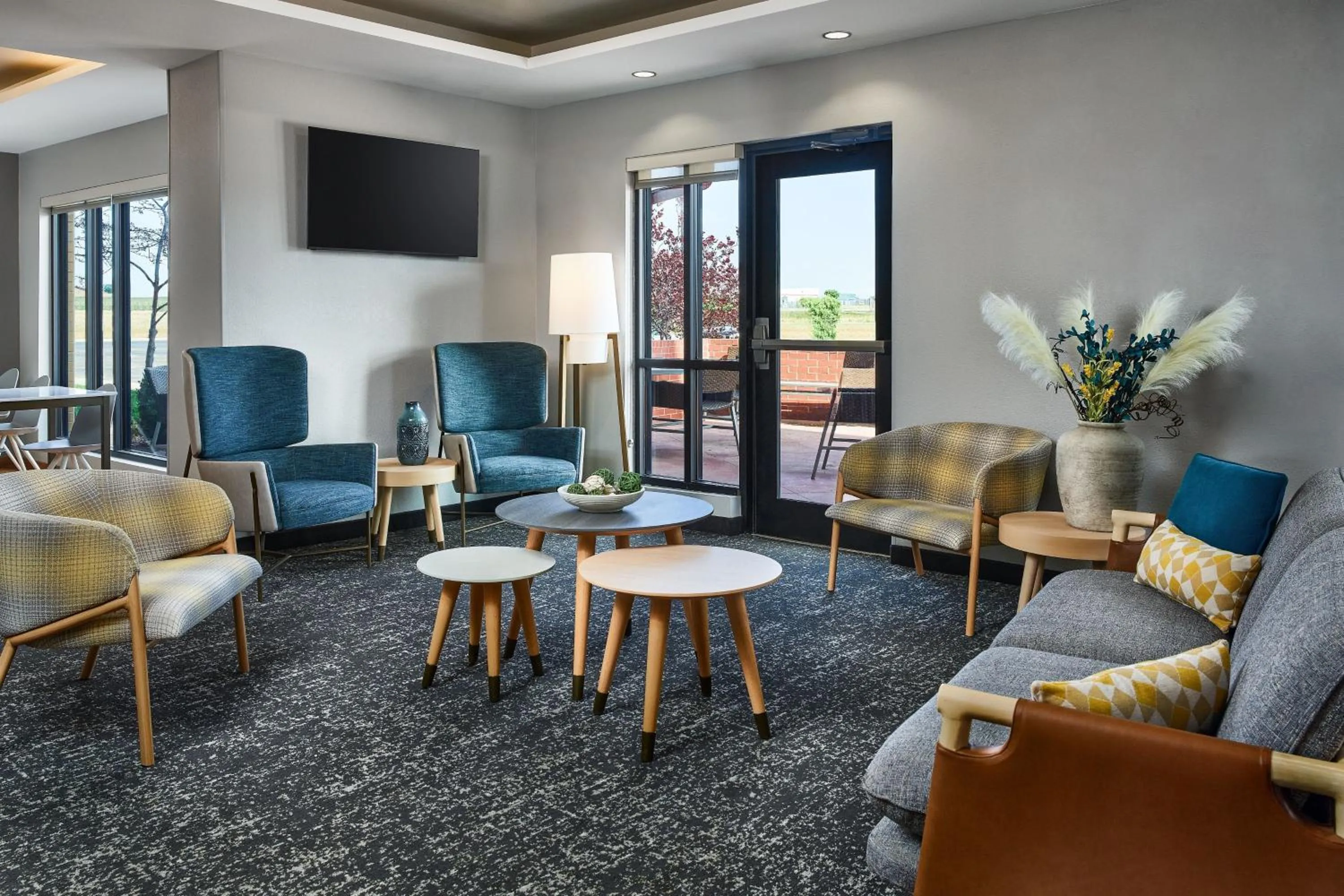 Lobby or reception in TownePlace Suites by Marriott Garden City