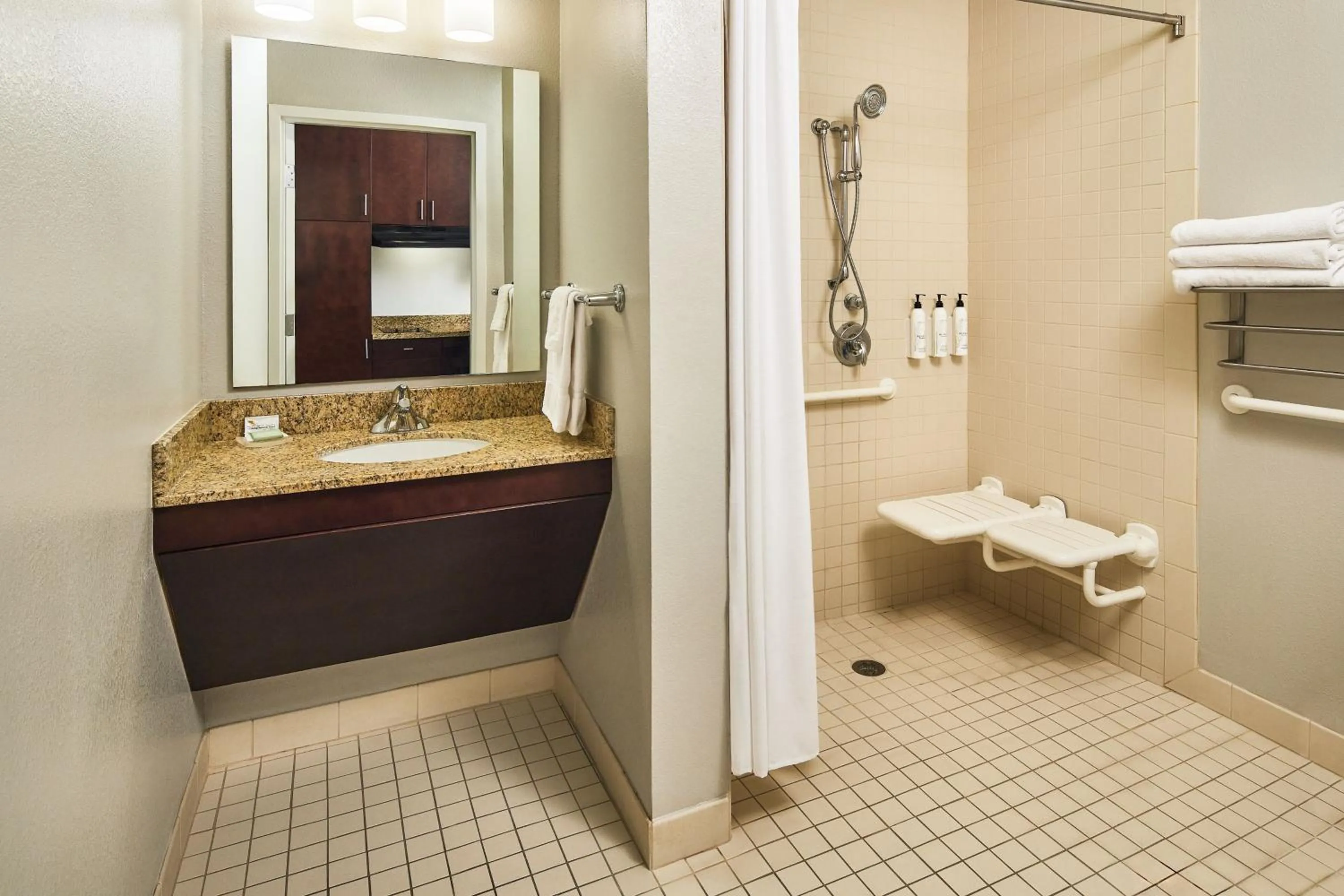 Bathroom in TownePlace Suites by Marriott Garden City