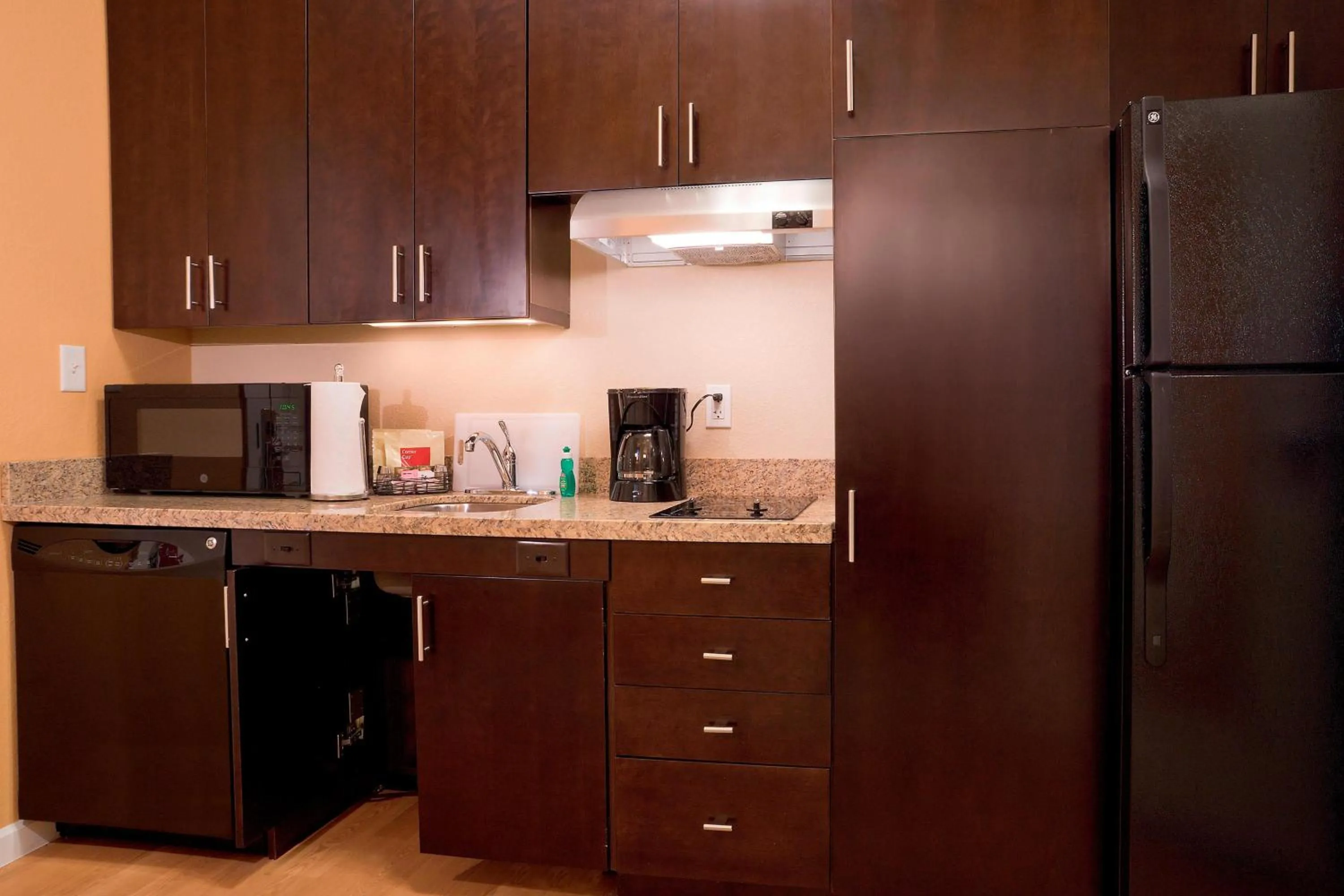 Kitchen or kitchenette in TownePlace Suites by Marriott Dodge City