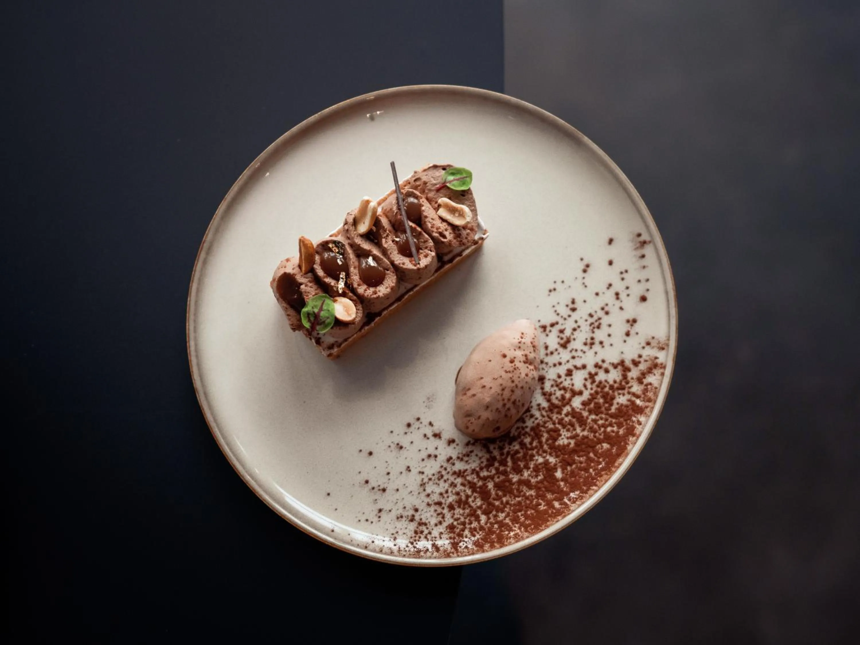 Restaurant/places to eat in The Ruck Hotel