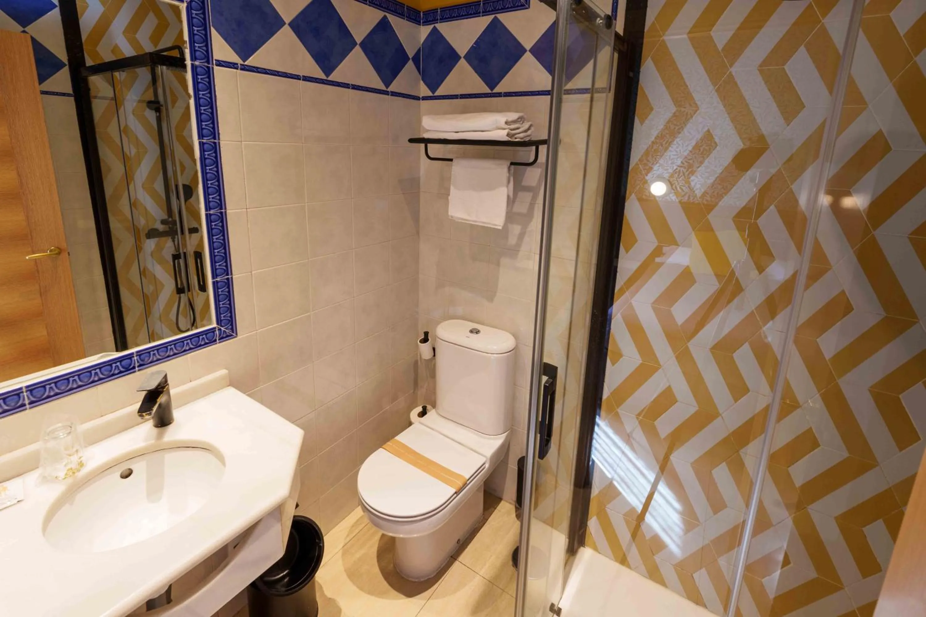 Bathroom in Hotel Sol