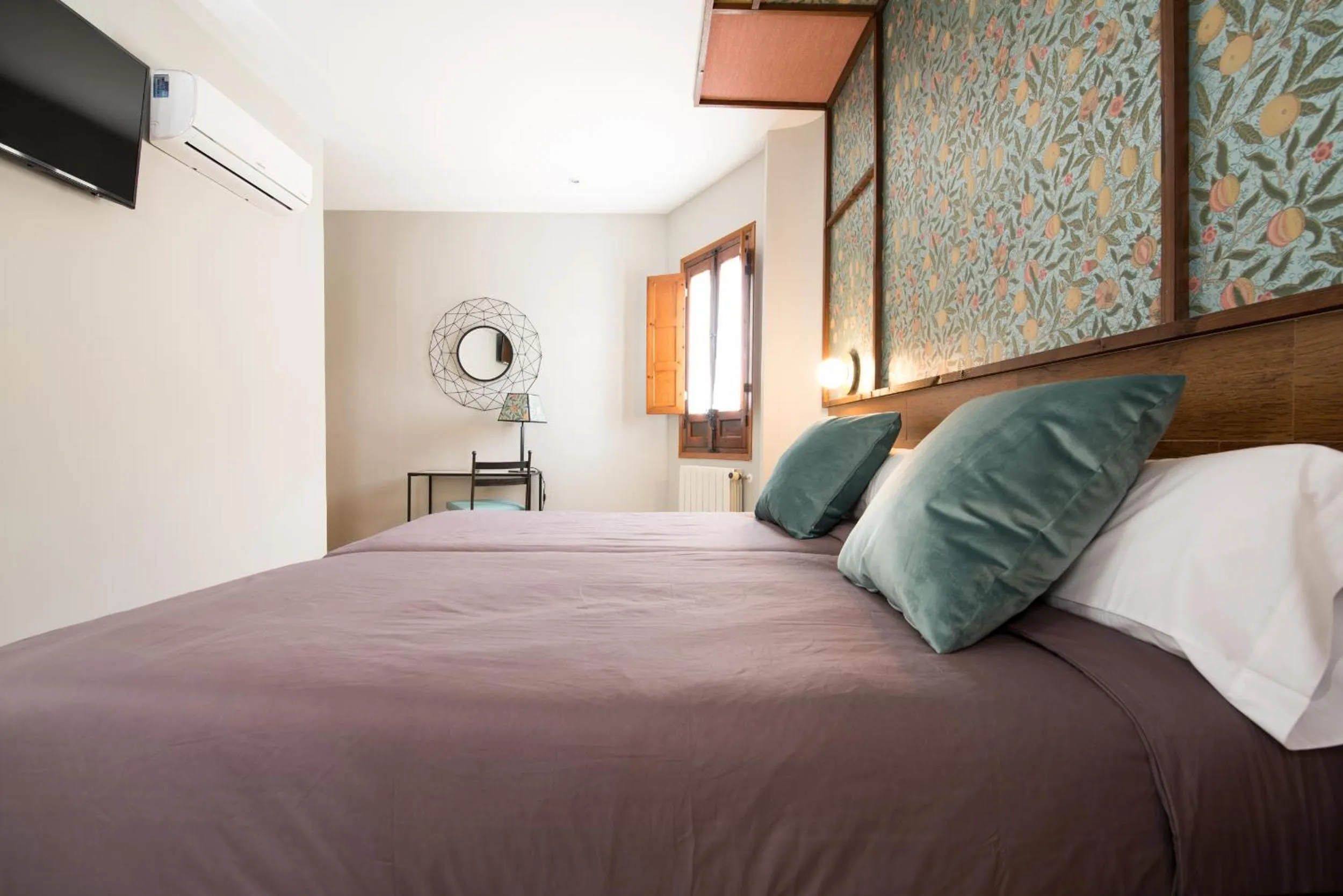 Twin Room with Balcony in Hotel Sol