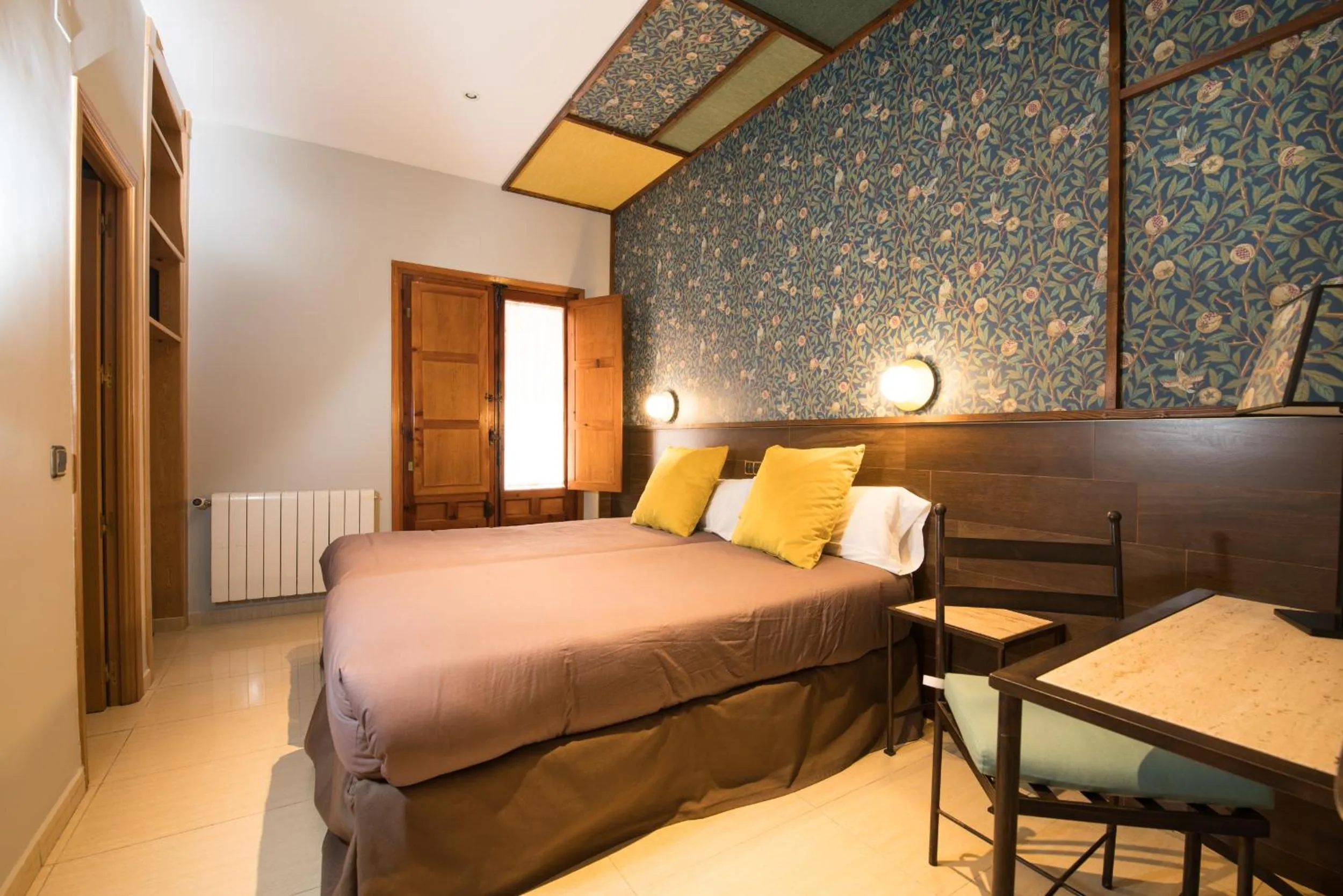 Bedroom, Bed in Hotel Sol