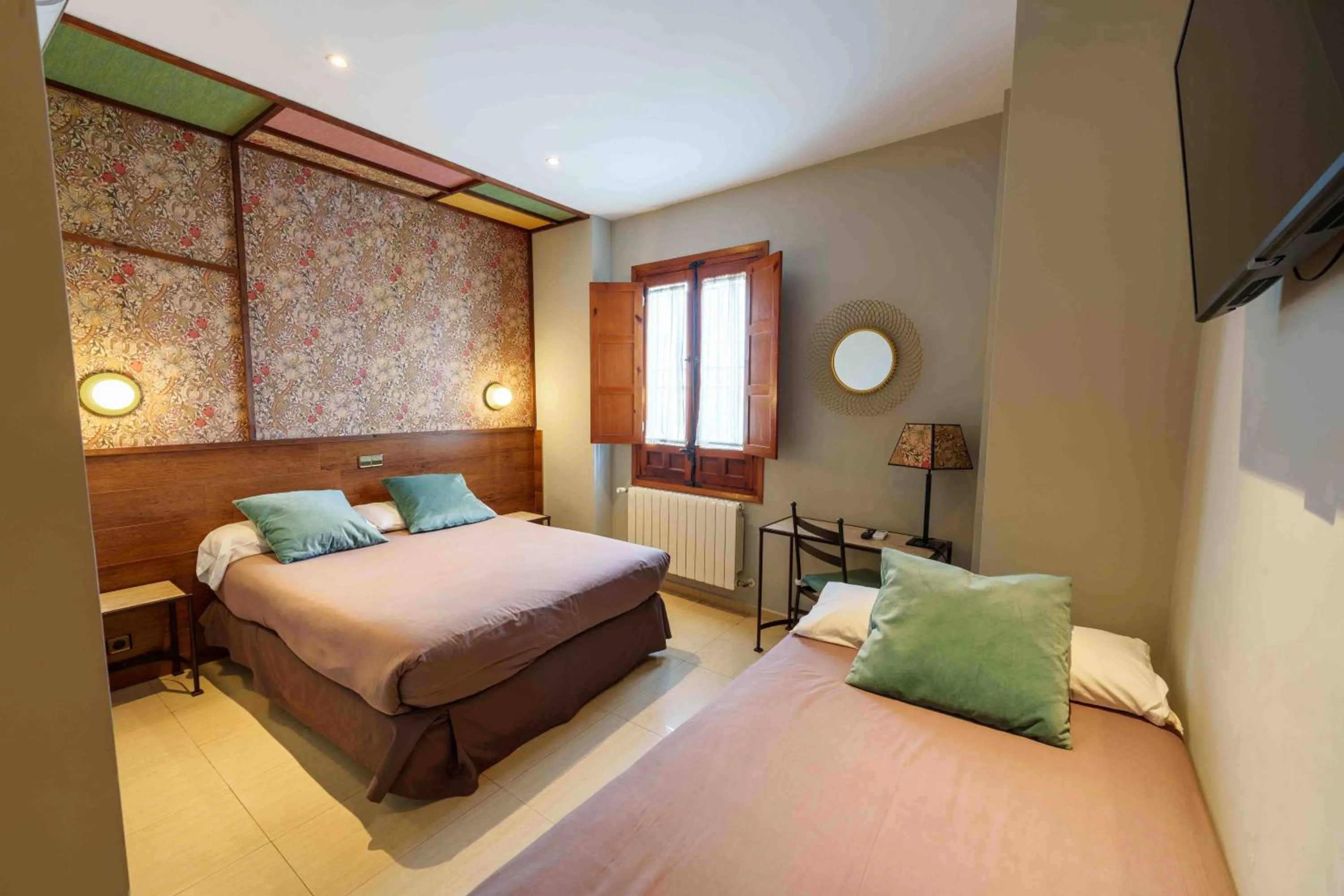 Bedroom, Bed in Hotel Sol