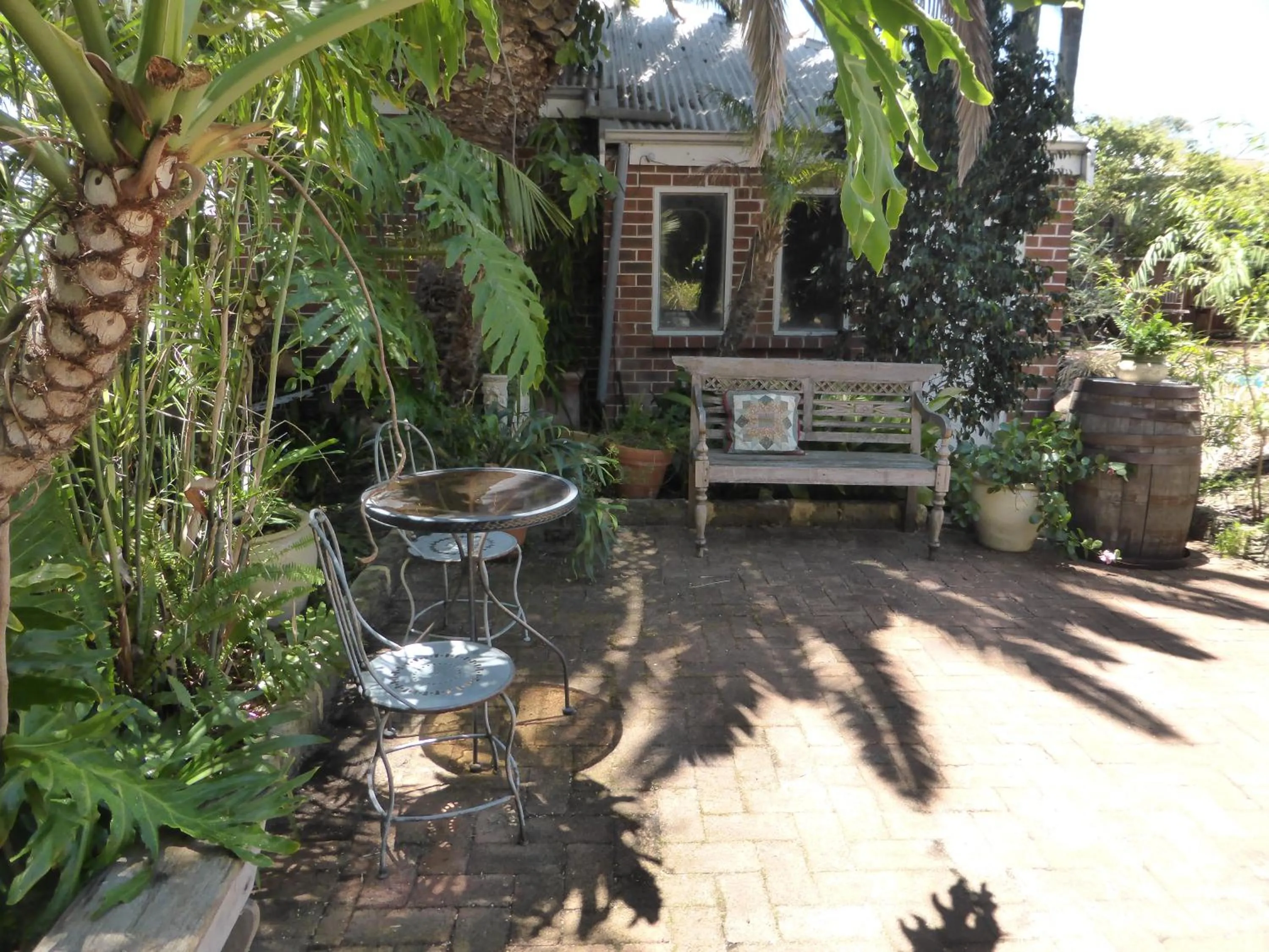 Patio in Lakeside Bed & Breakfast