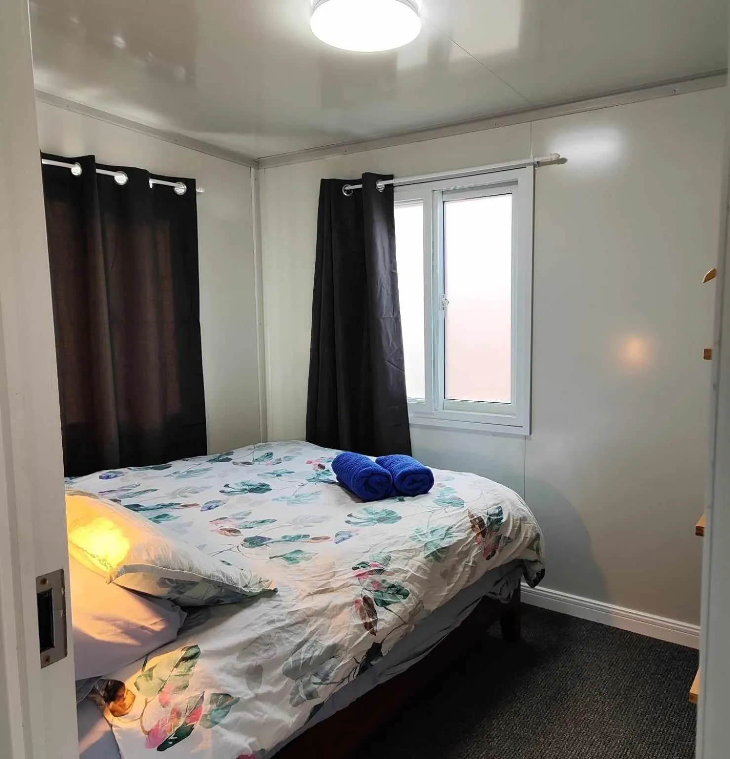 Bedroom, Bed in Zeehan Bush Camp