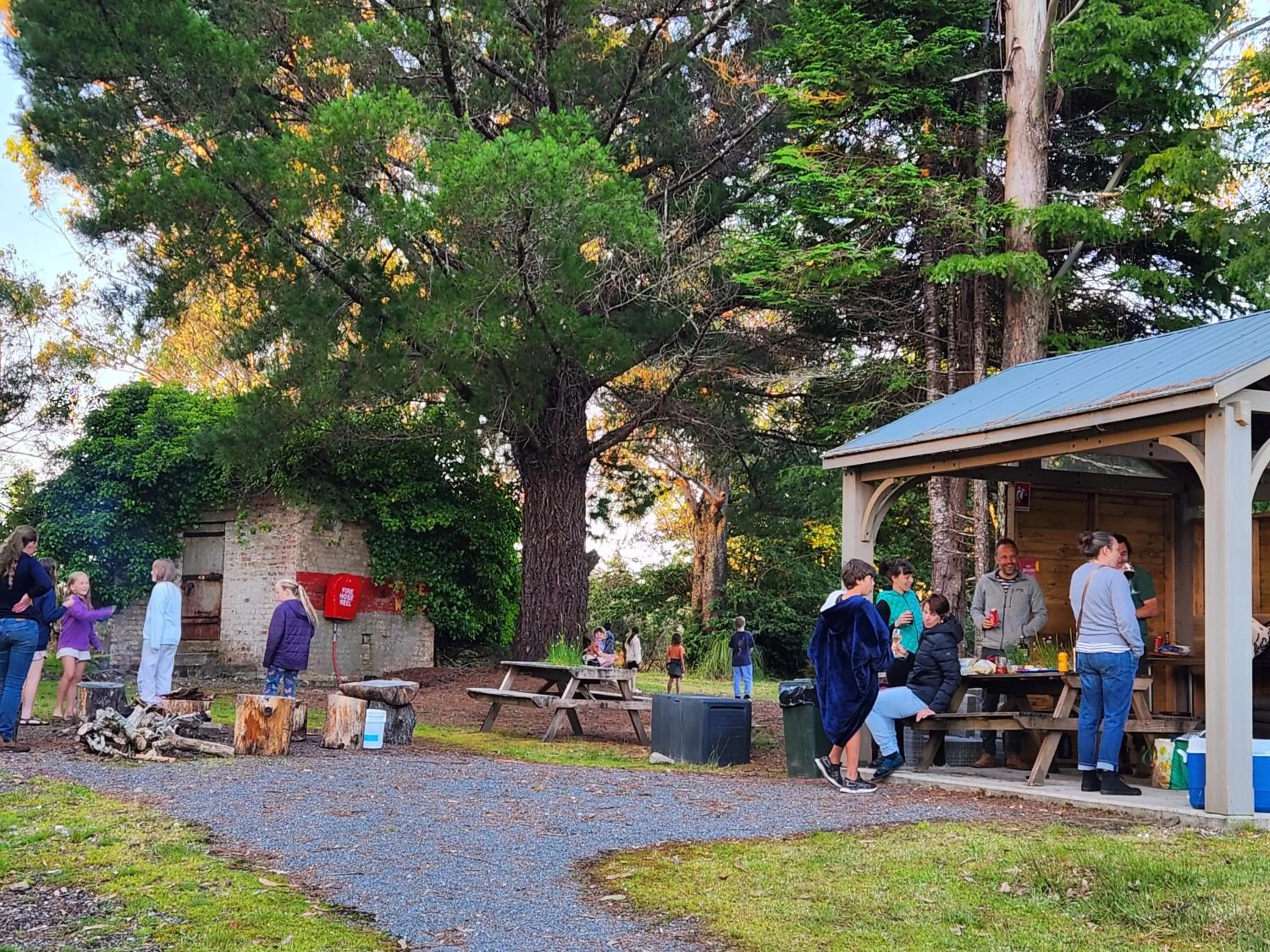 BBQ facilities in Zeehan Bush Camp