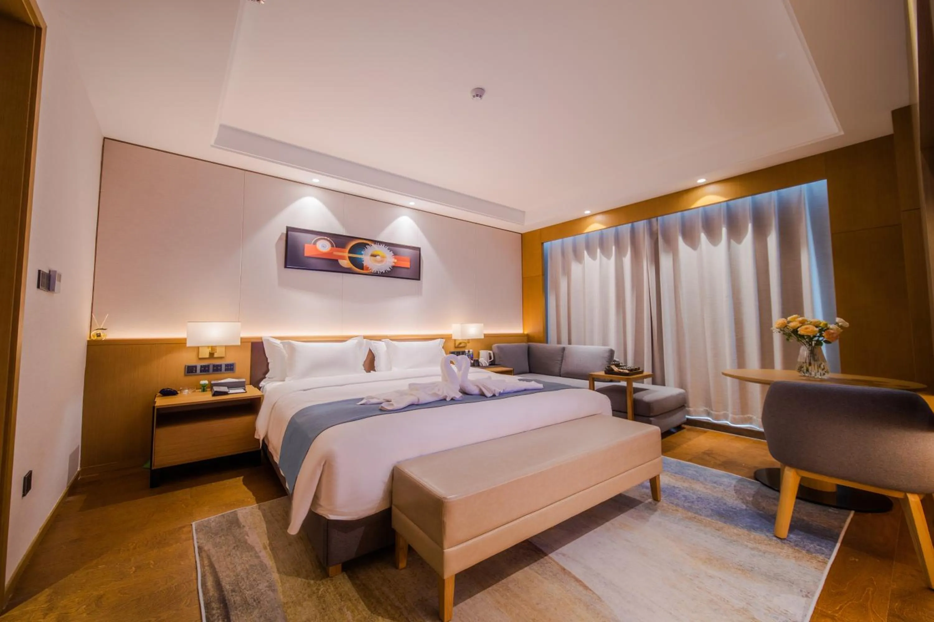Bed in Howard Johnson by Wyndham Lanting Hotel Ningbo