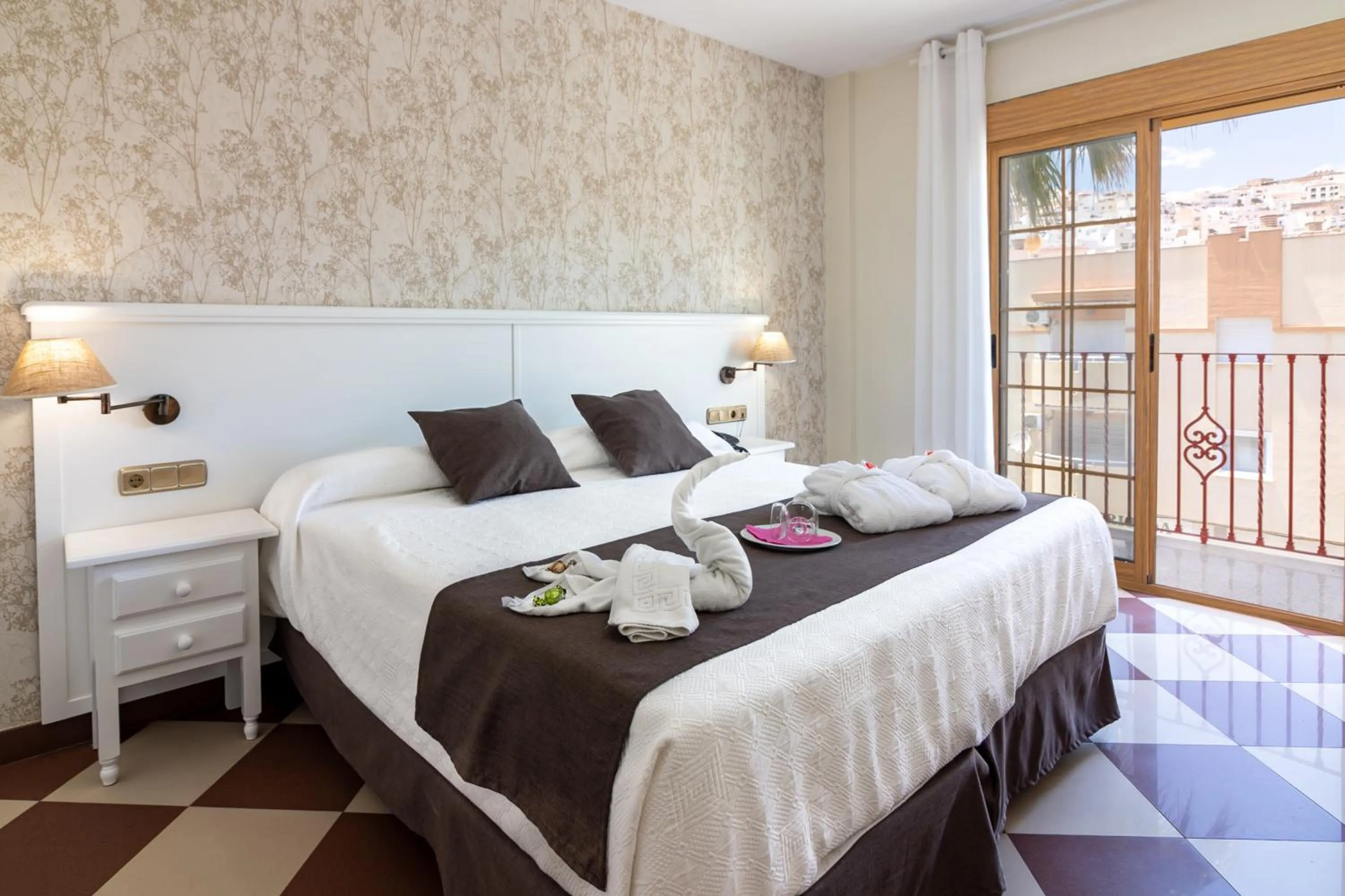 Photo of the whole room, Bed in Hotel Avenida Tropical by Bossh! Hotels