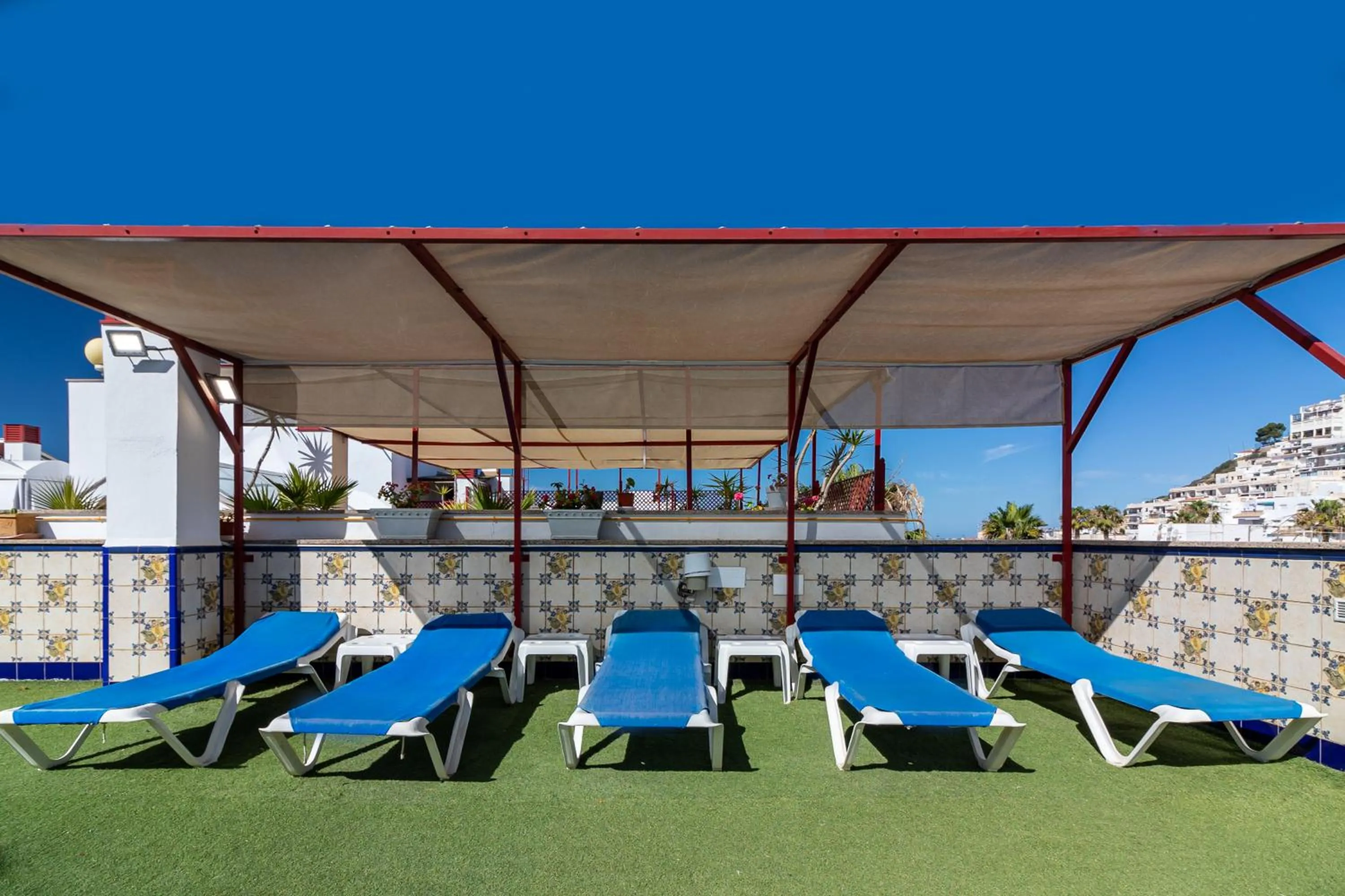 Solarium in Hotel Avenida Tropical by Bossh! Hotels