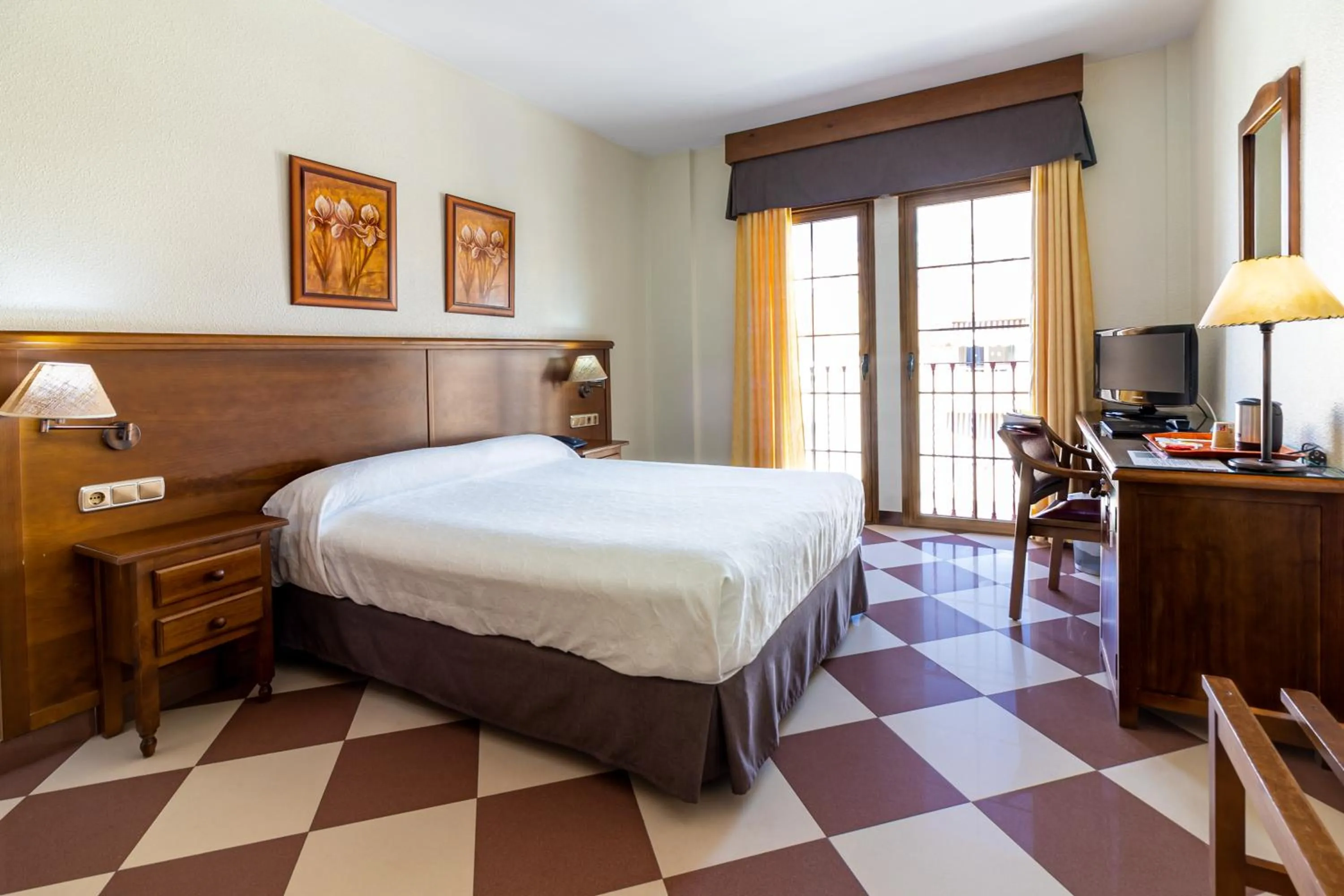 Photo of the whole room, Bed in Hotel Avenida Tropical by Bossh! Hotels