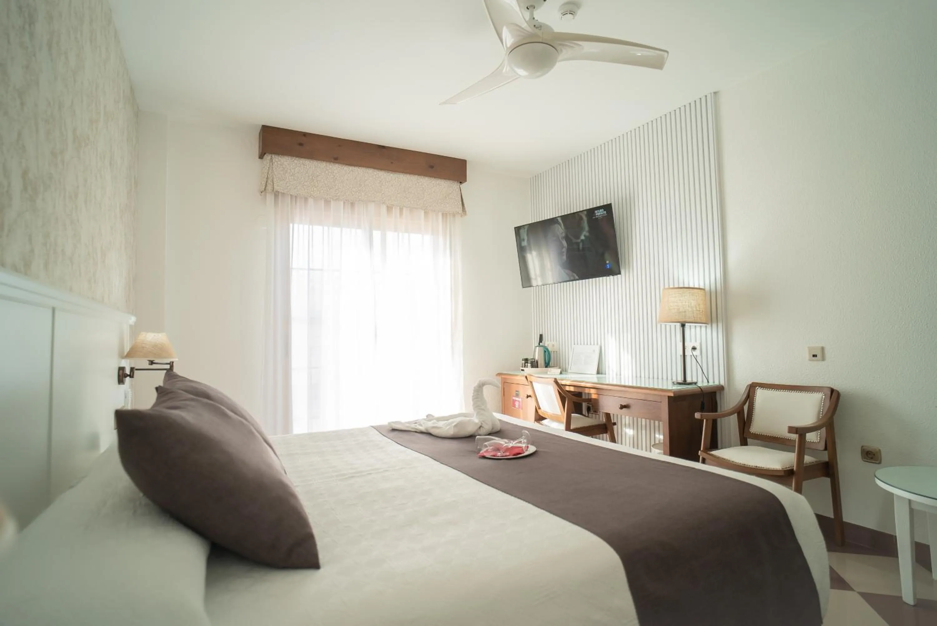 Bed in Hotel Avenida Tropical by Bossh! Hotels