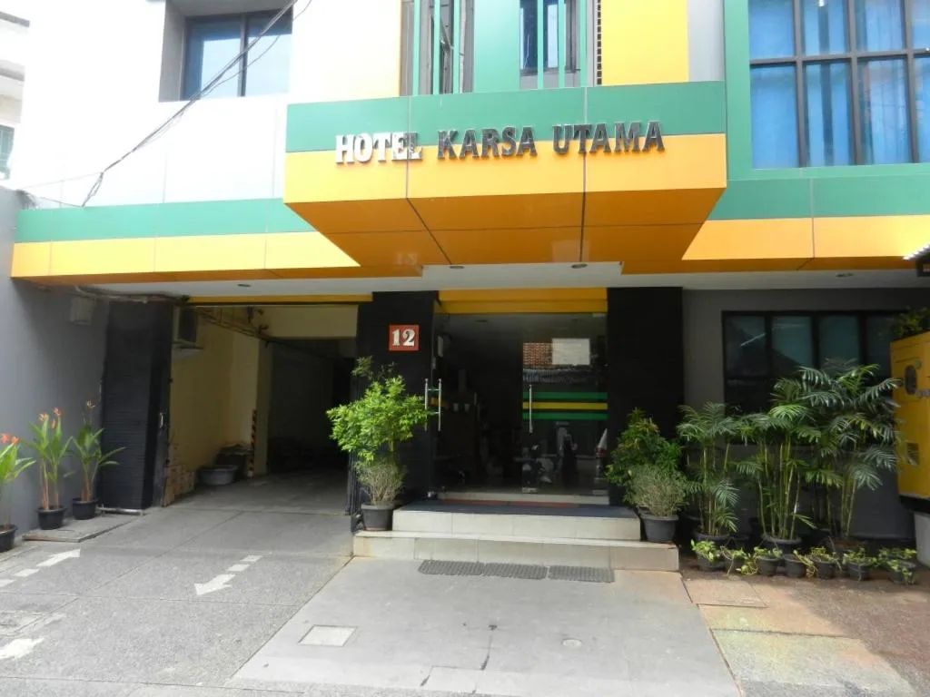 Facade/entrance in Karsa Utama Hotel