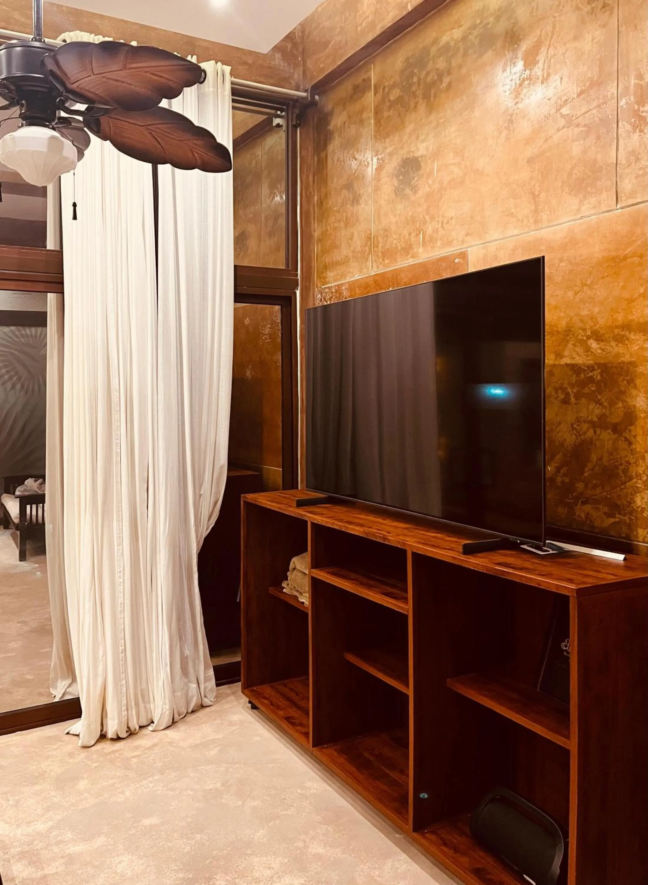 Communal lounge/ TV room in Apartamentos "Ala Residencias"