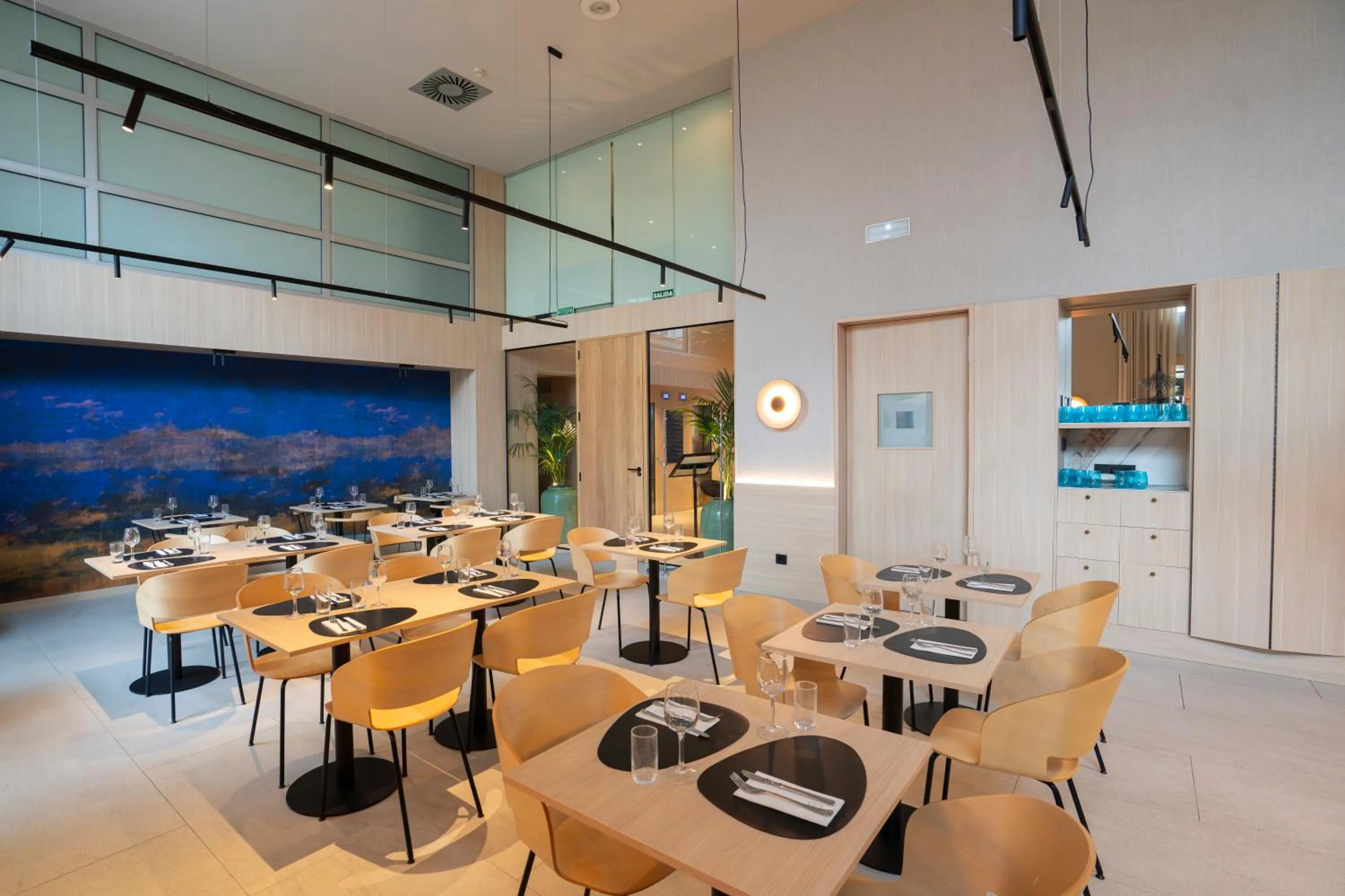 Restaurant/places to eat in Hotel Zenit Bilbao