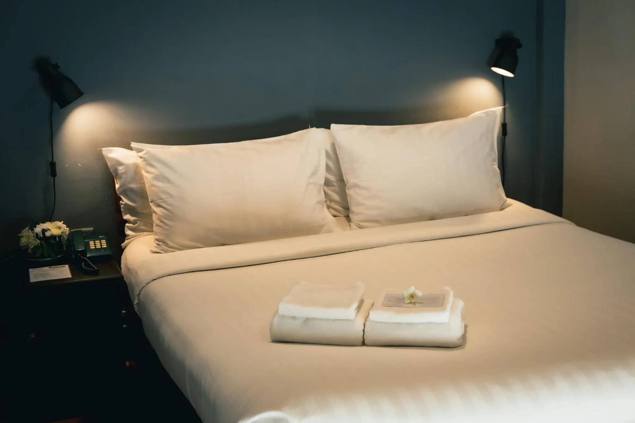 Bed in Pakse hotel & Restaurant