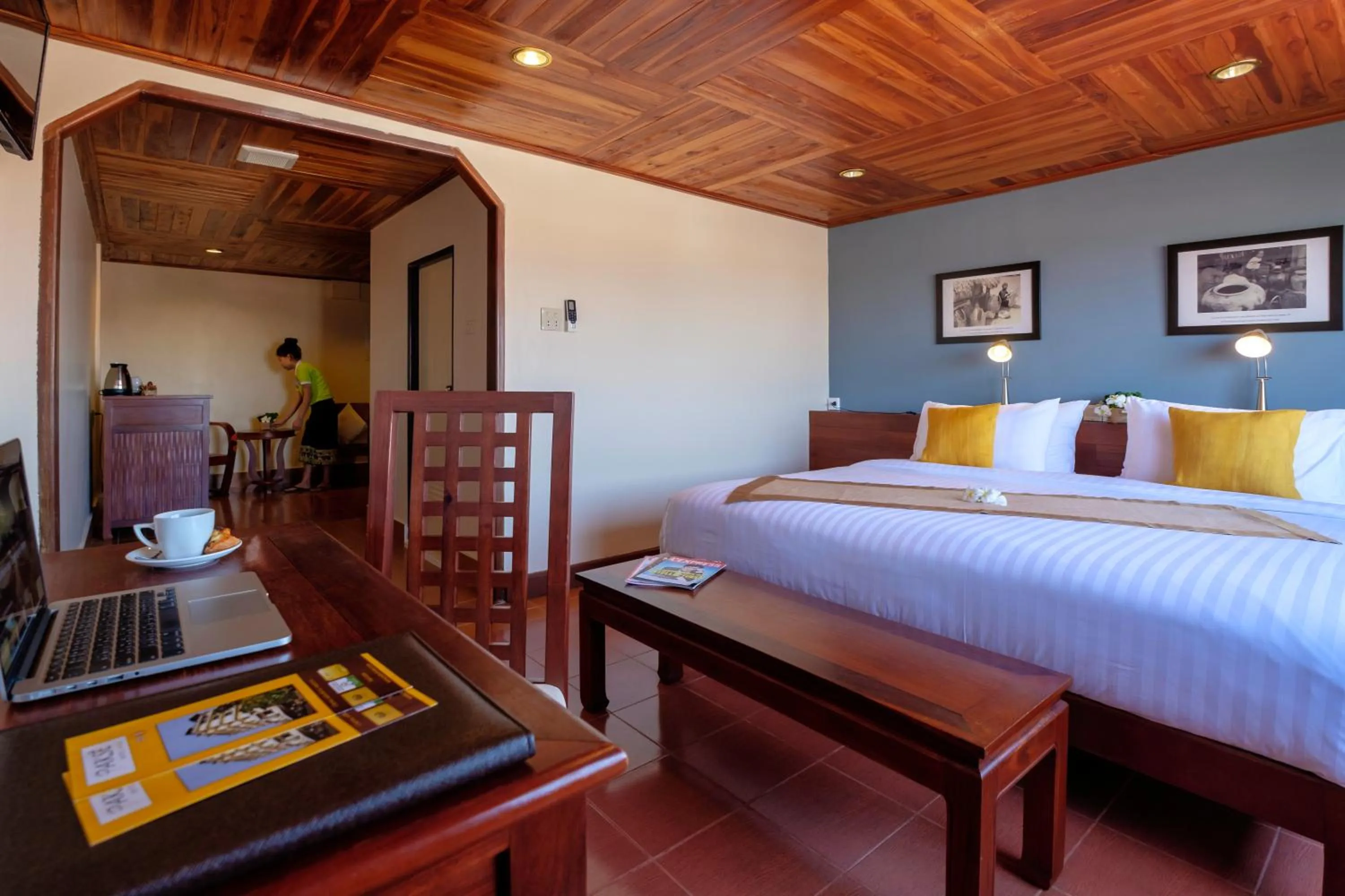 Photo of the whole room, Bed in Pakse hotel & Restaurant