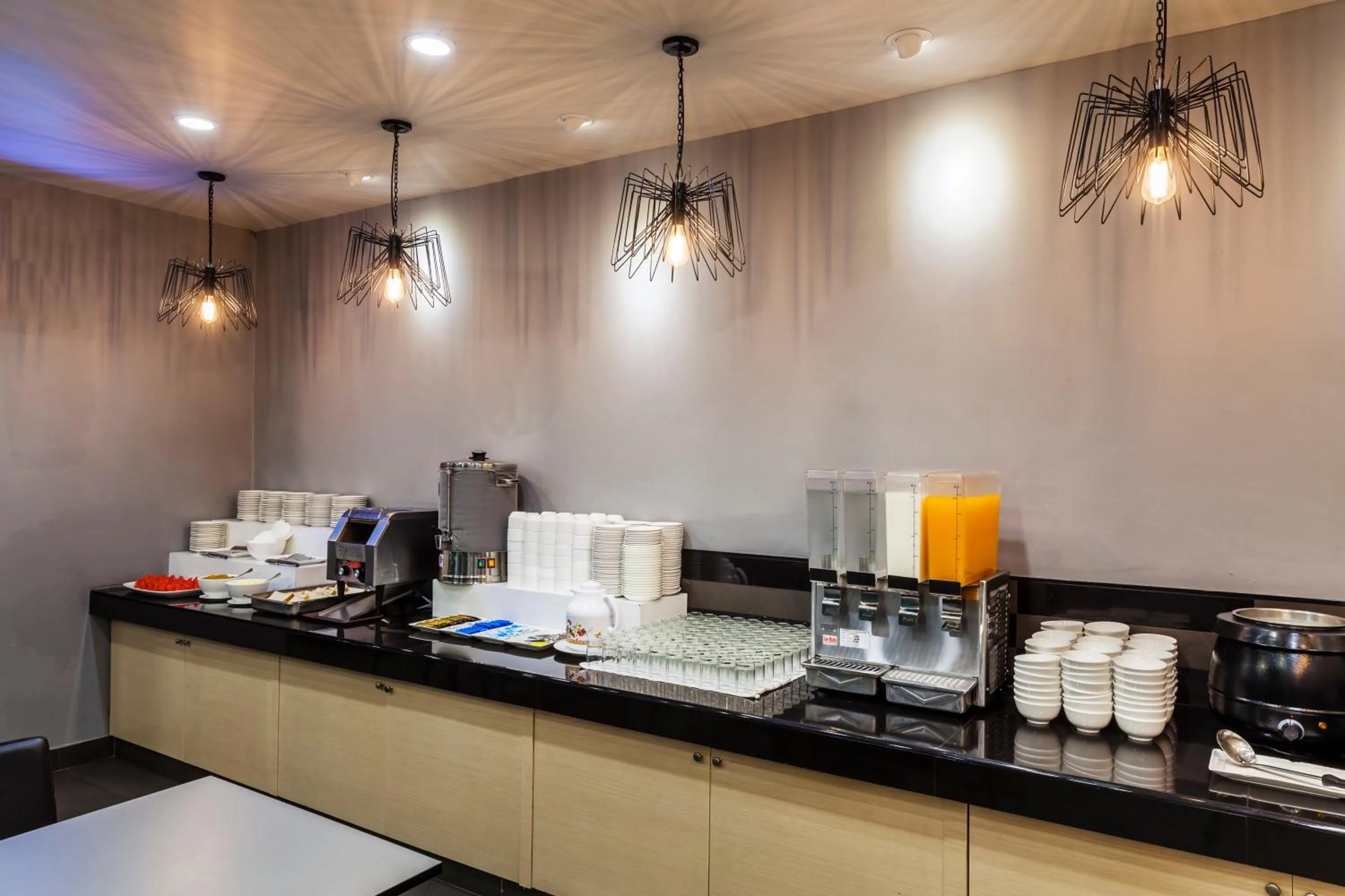 Restaurant/places to eat in Livotel Hotel Lat Phrao Bangkok