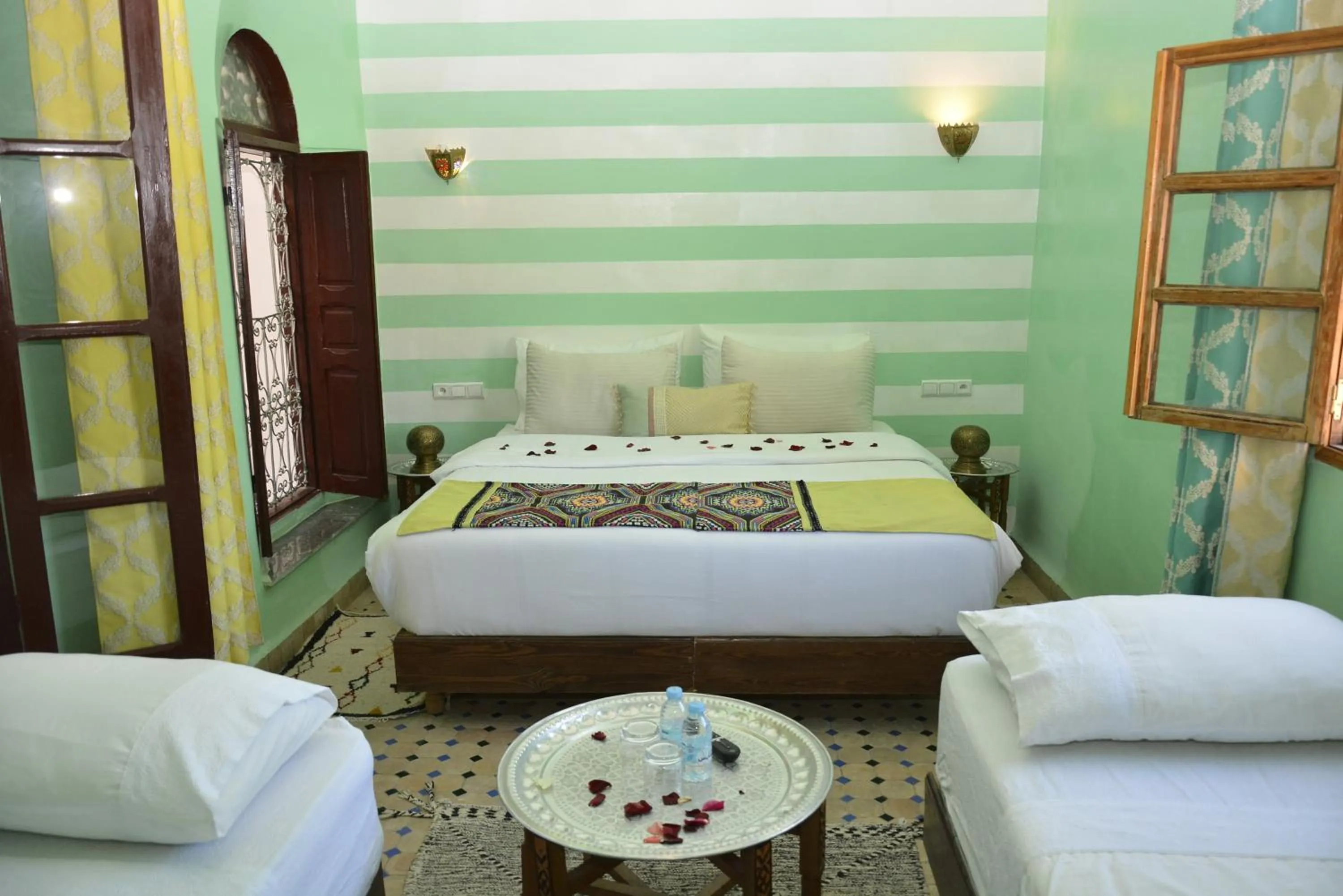 Bed in Riad Fes Colors & SPA - Family Lodging