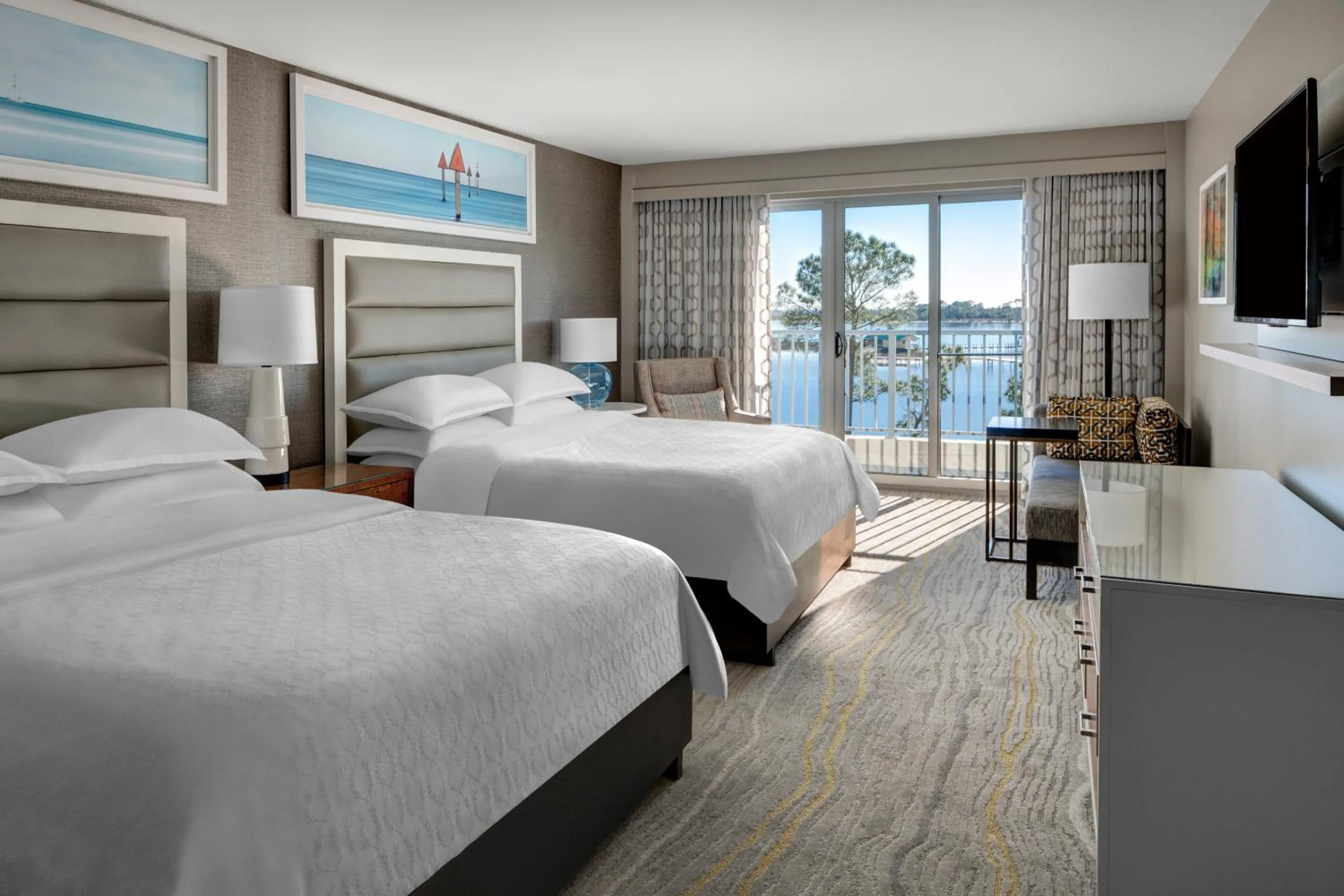 Bed in Hilton Vacation Club Bayside Resort Panama City Beach