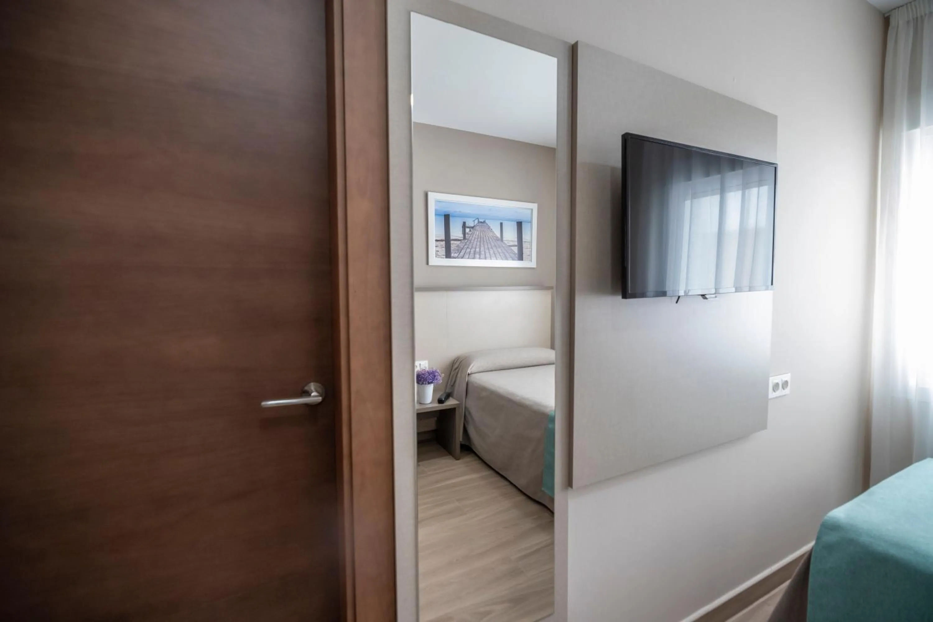 Bedroom, Bed in Manolo