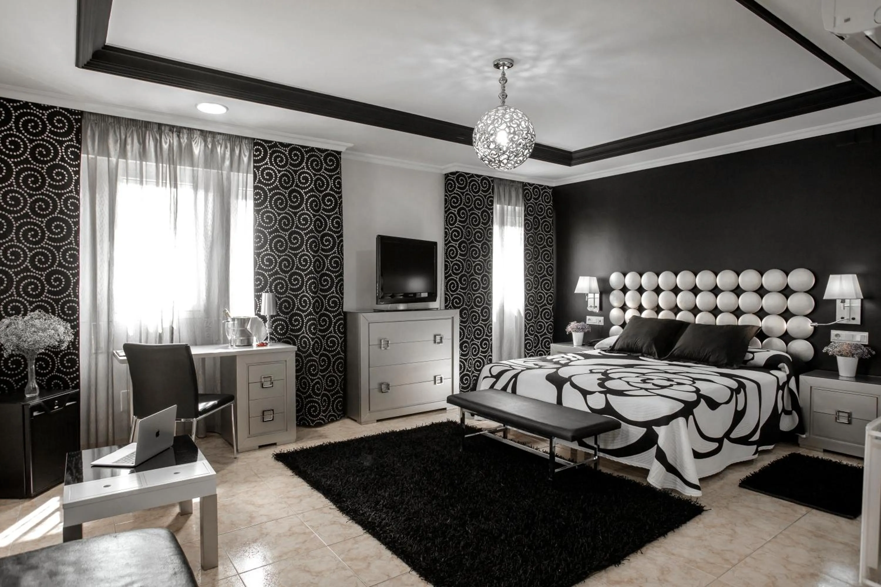 TV and multimedia, Bed in Manolo