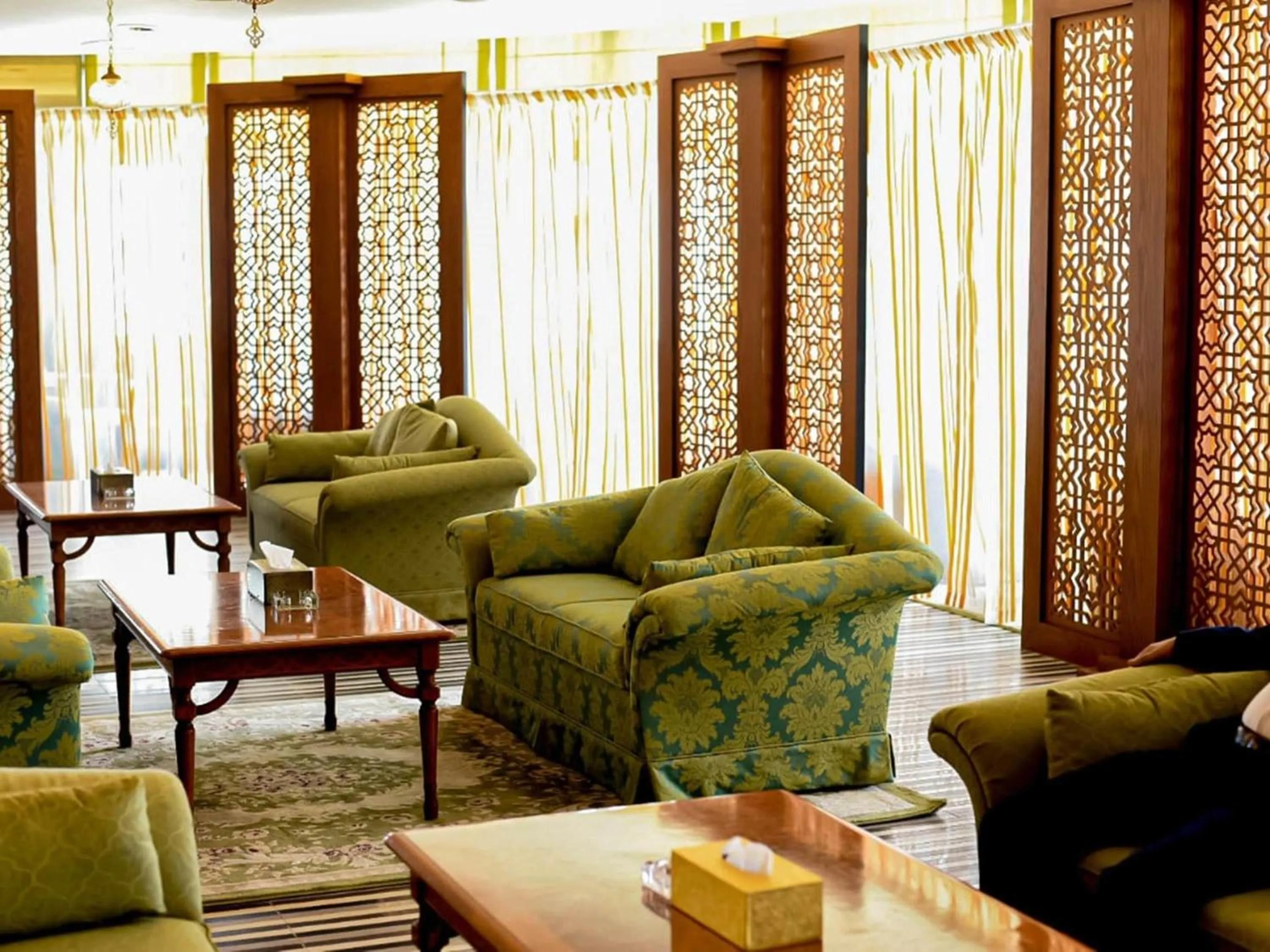 Restaurant/places to eat in Ibis Fujairah