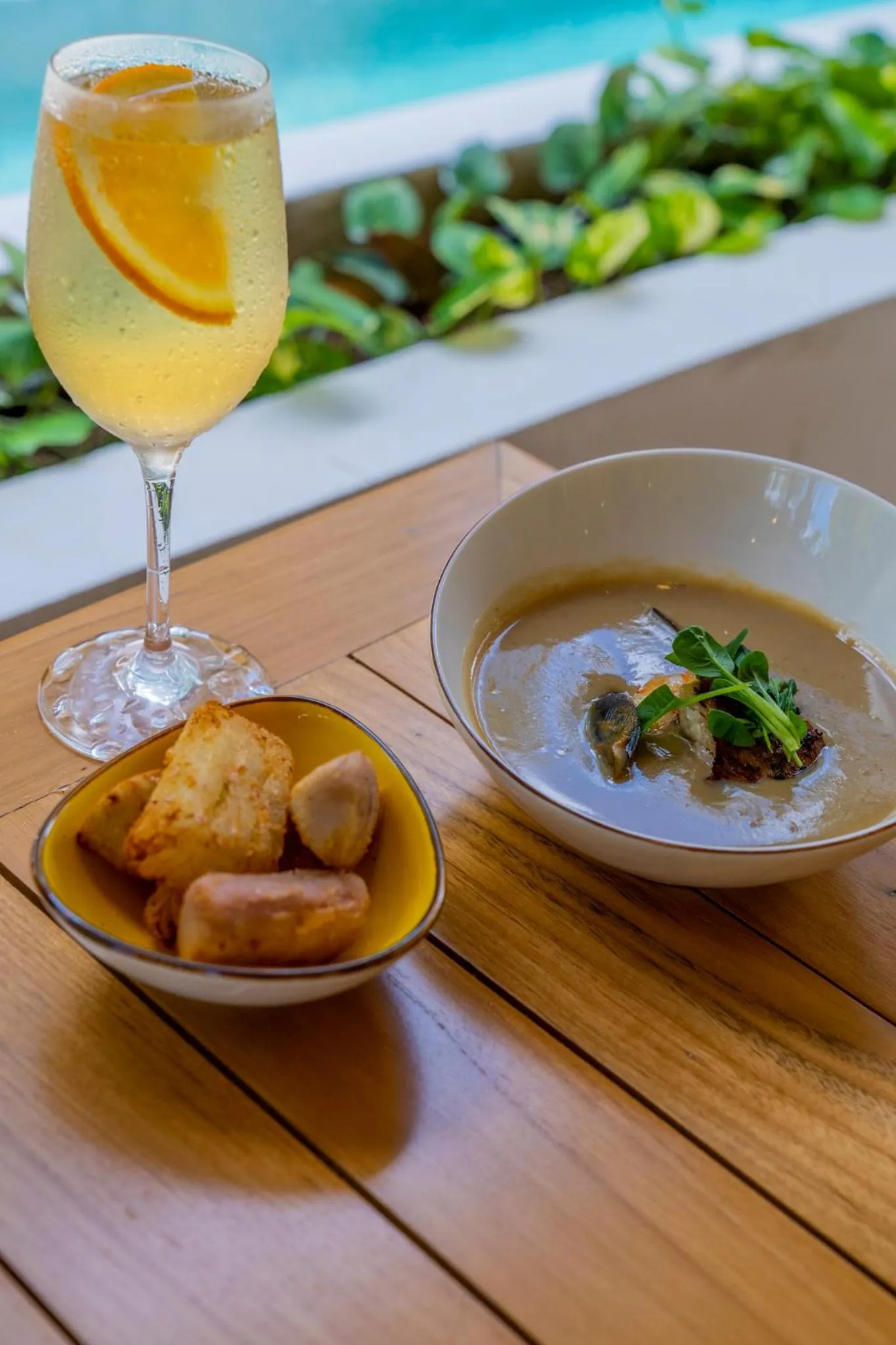 Food and drinks in Suitree Experience Hotel