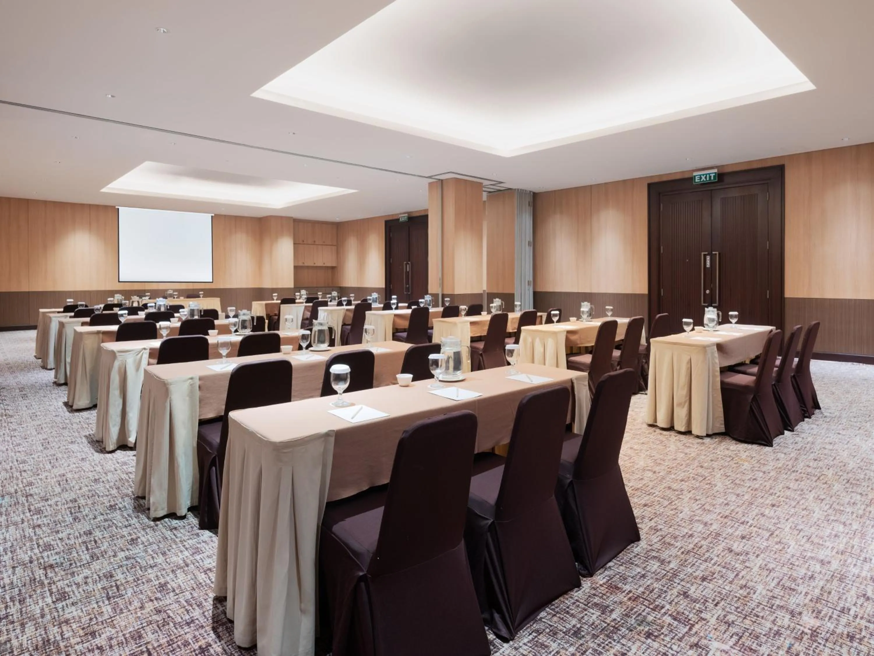 Meeting/conference room in Santika Premiere Bintaro