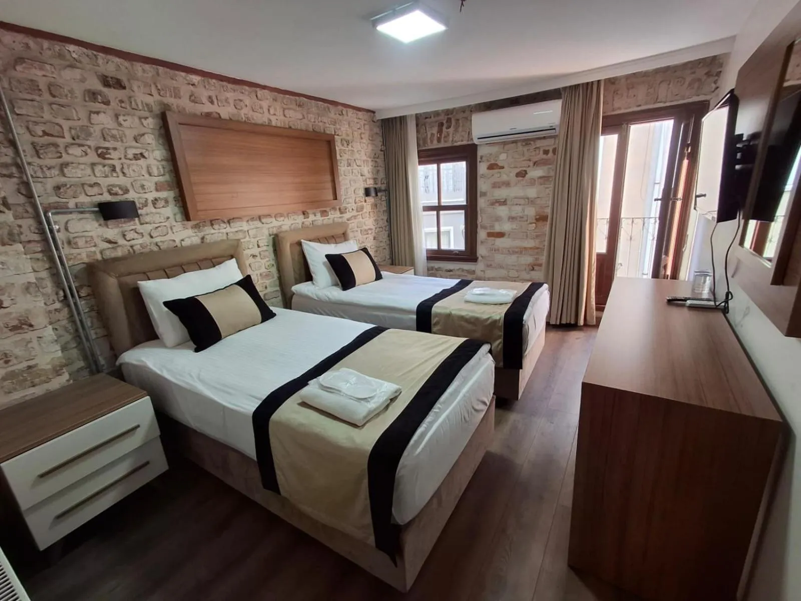 Bedroom, Bed in Beşiktaş Guest House