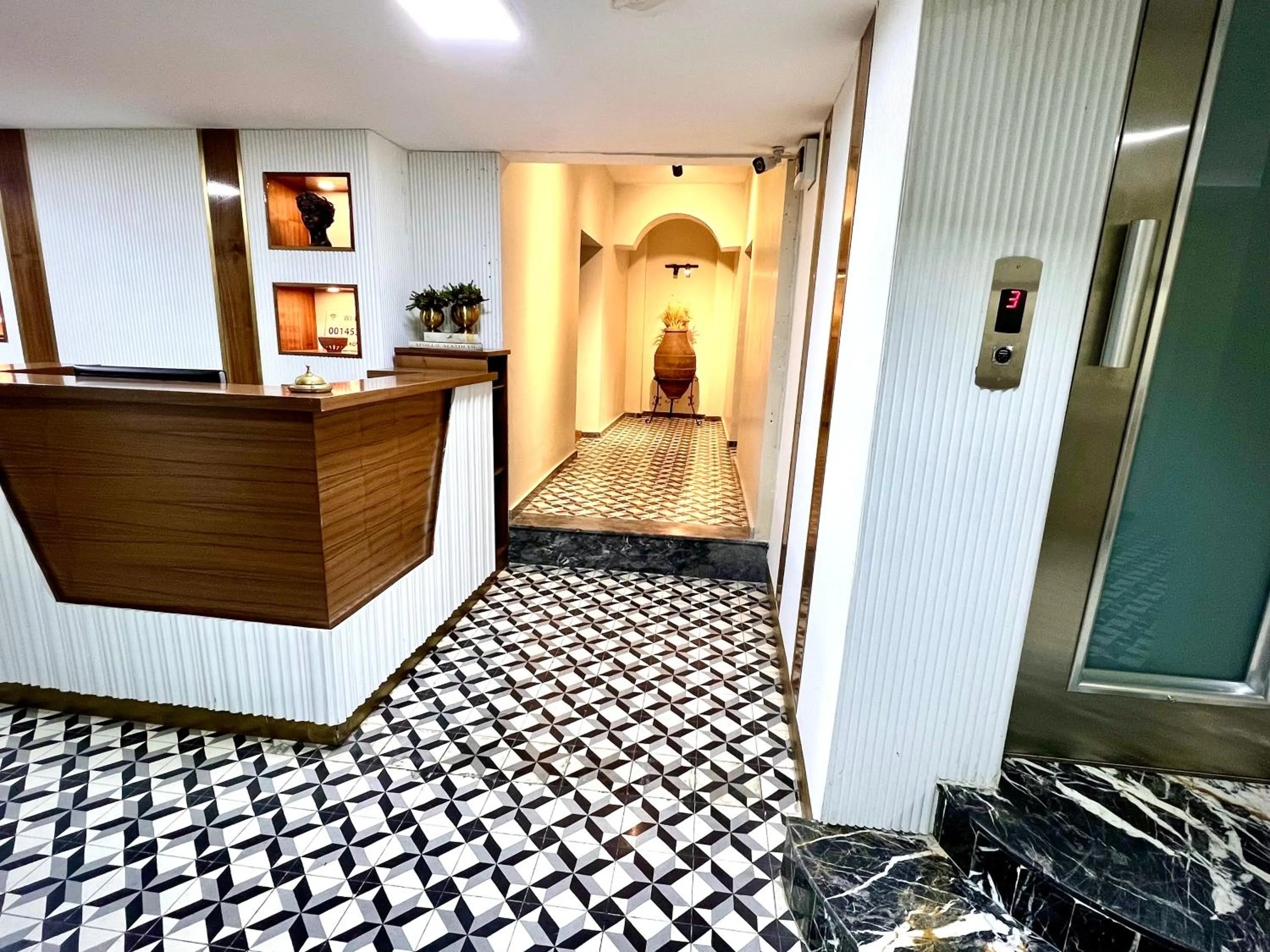 Lobby or reception in Beşiktaş Guest House