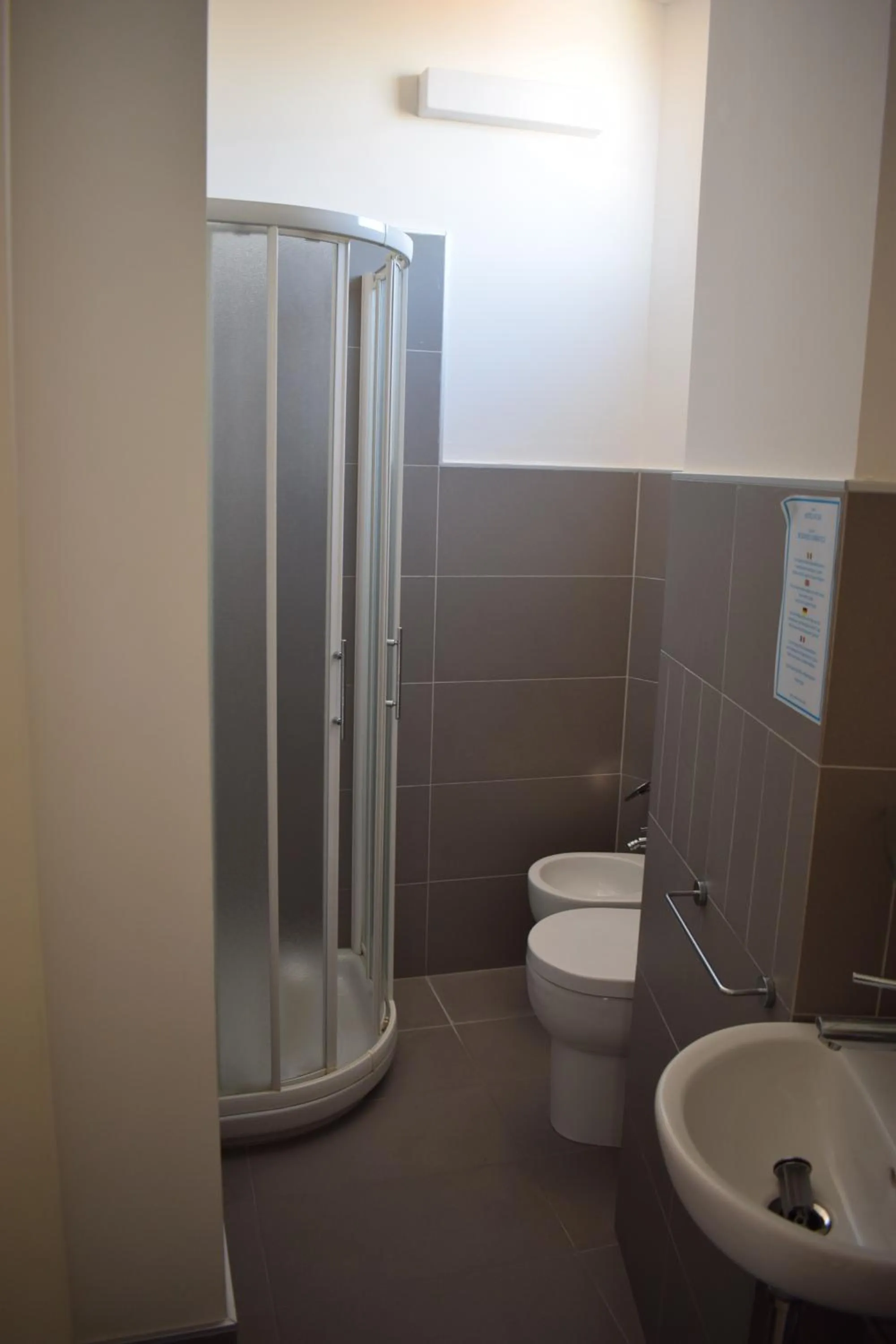 Bathroom in Hotel Atlas