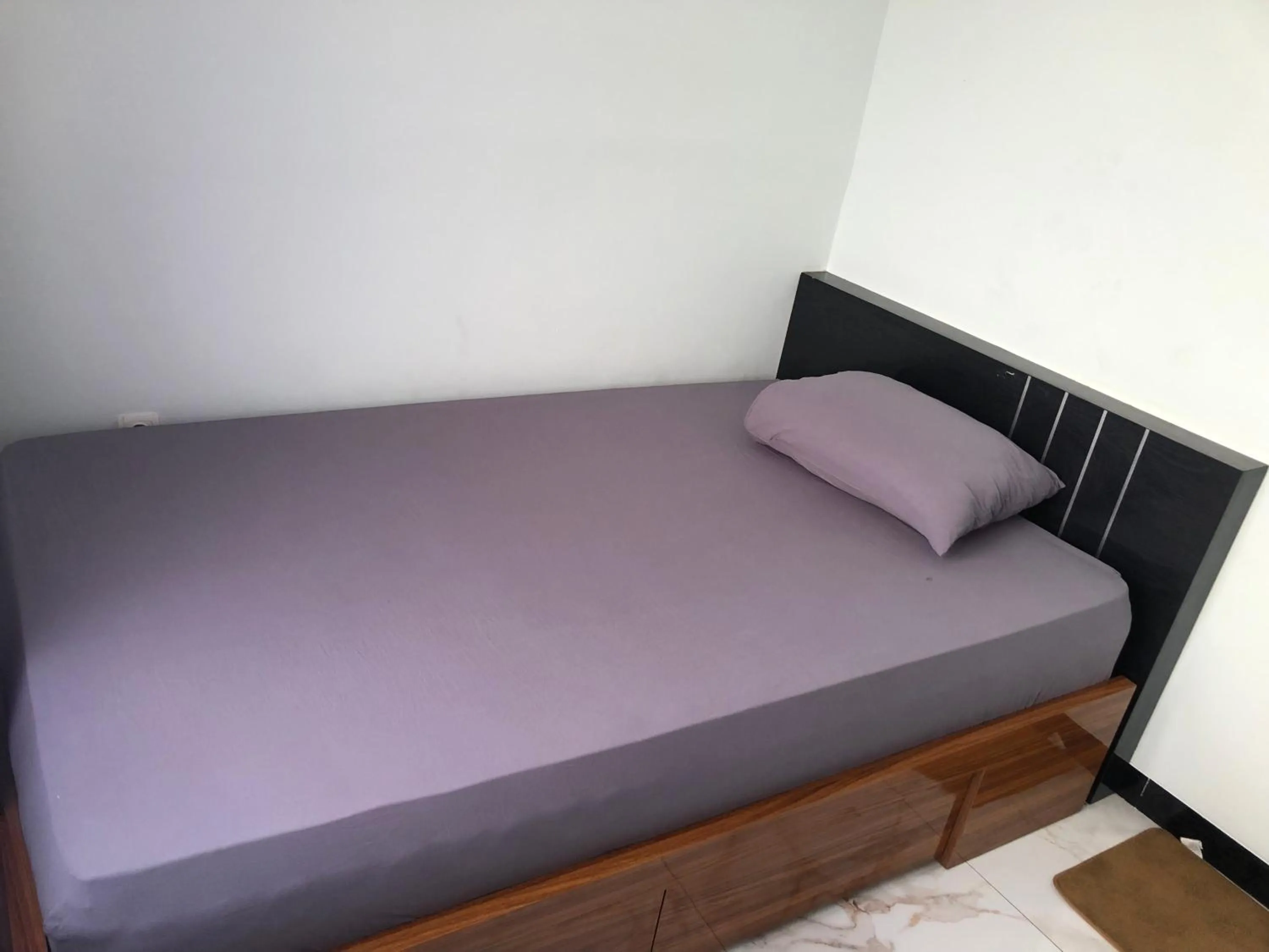 Bedroom, Bed in Bening Asri Guesthouse