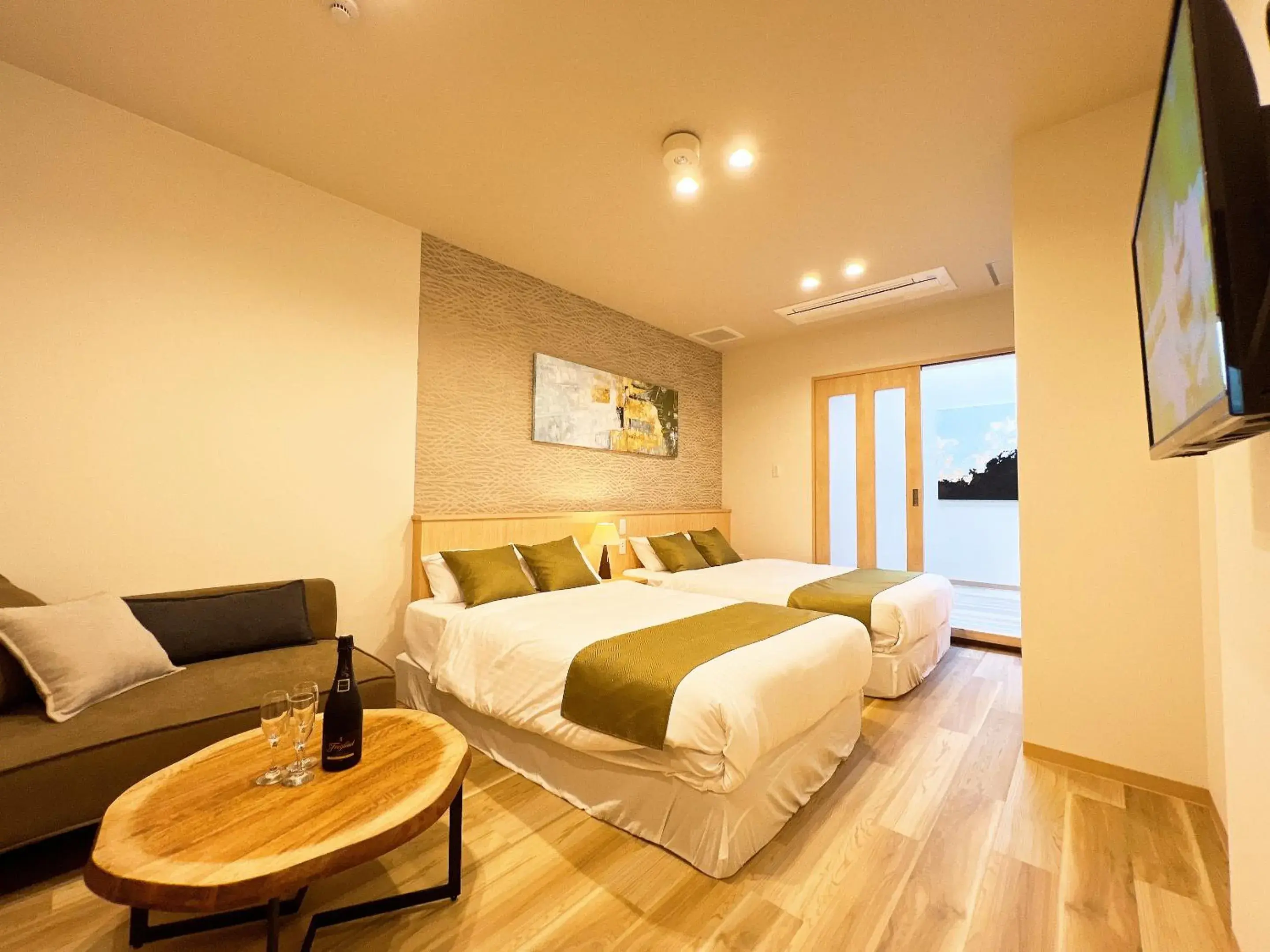 Deluxe Triple Room in OWL RESORT ARIFUKU ONSEN Deluxe Triple Room in OWL RESORT ARIFUKU ONSEN