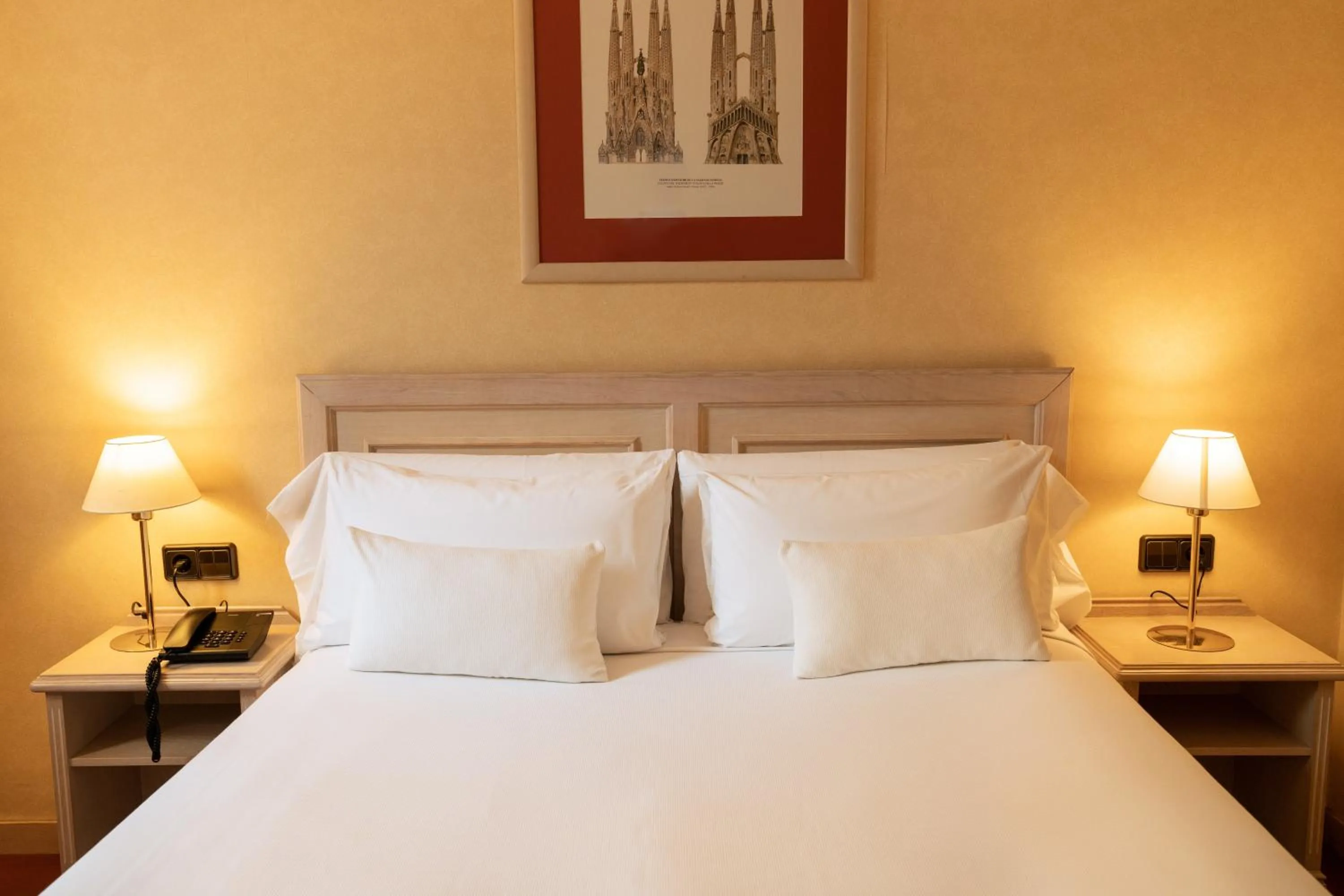 Bed in Sunotel Aston