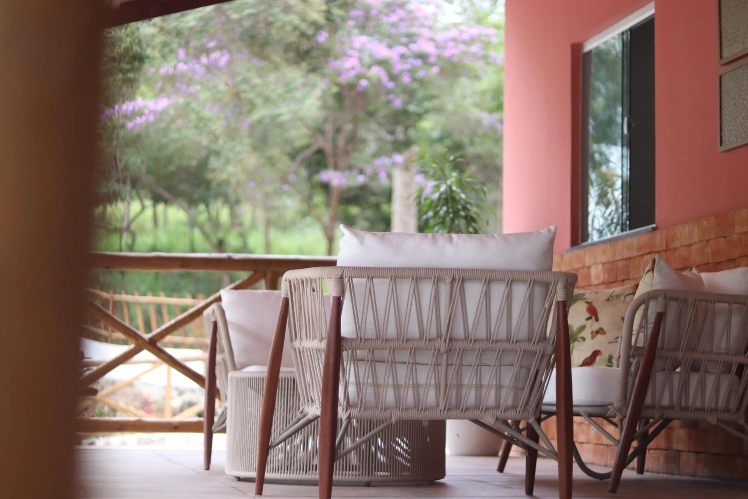 Seating area in Hotel Villa Babaçu