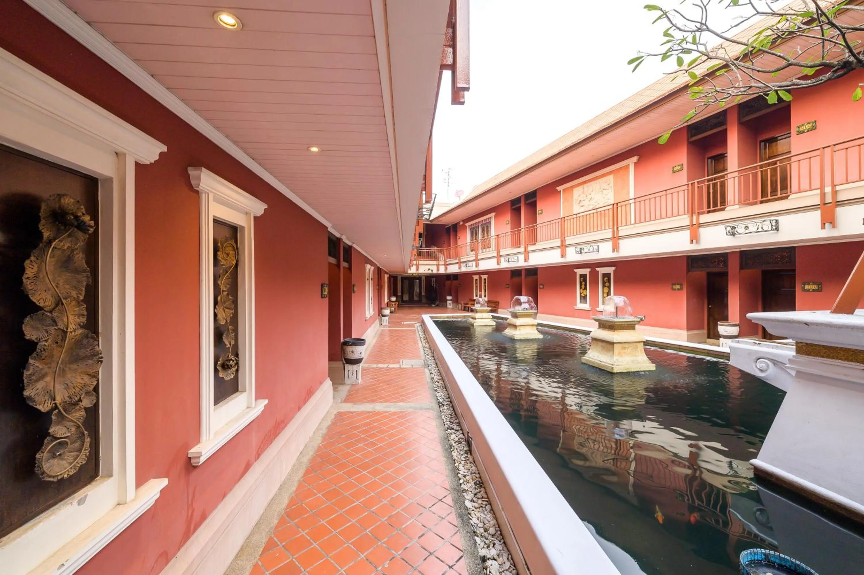 Property building in Ruen Rattana Resort