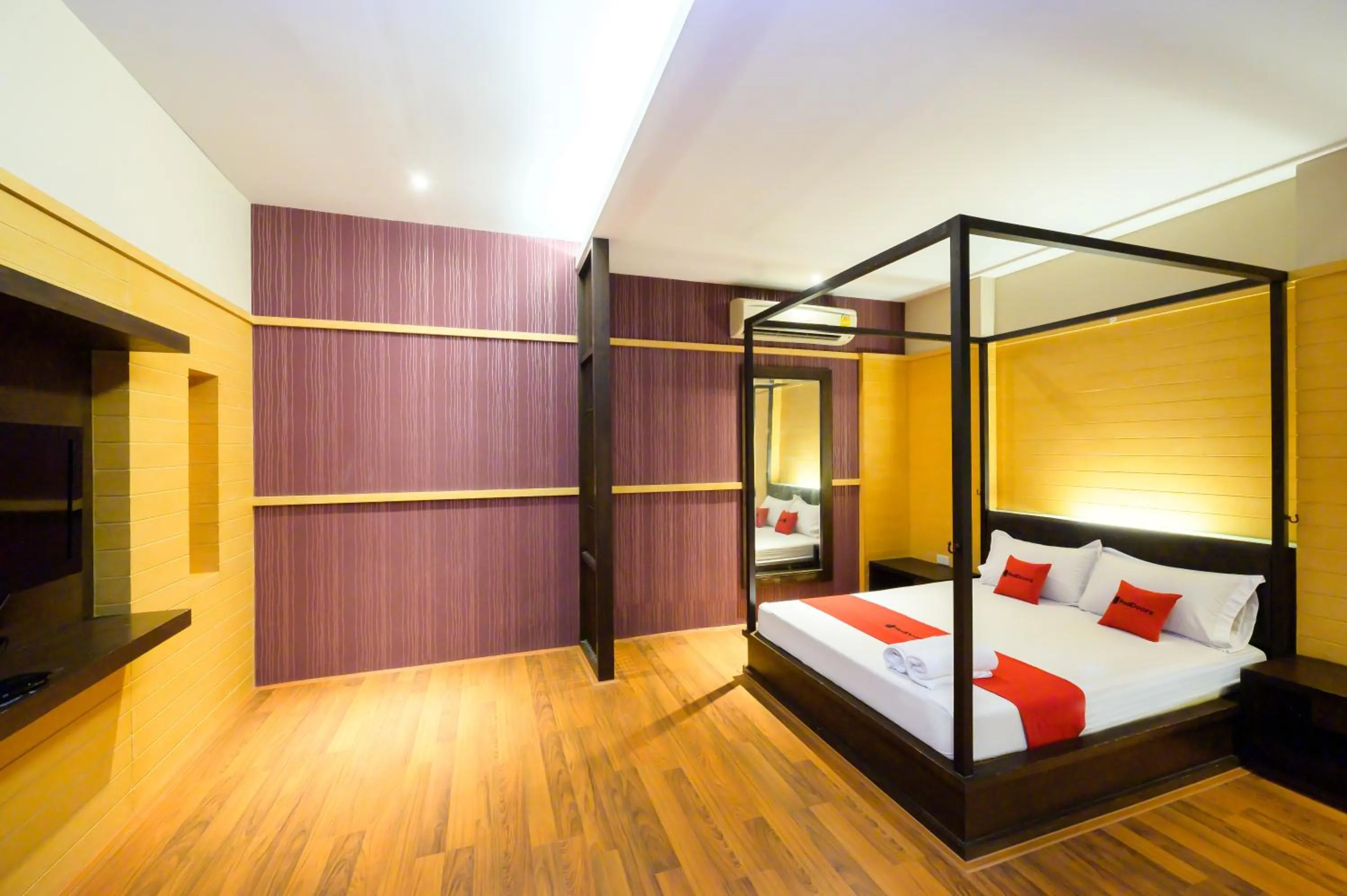 Bed in Ruen Rattana Resort