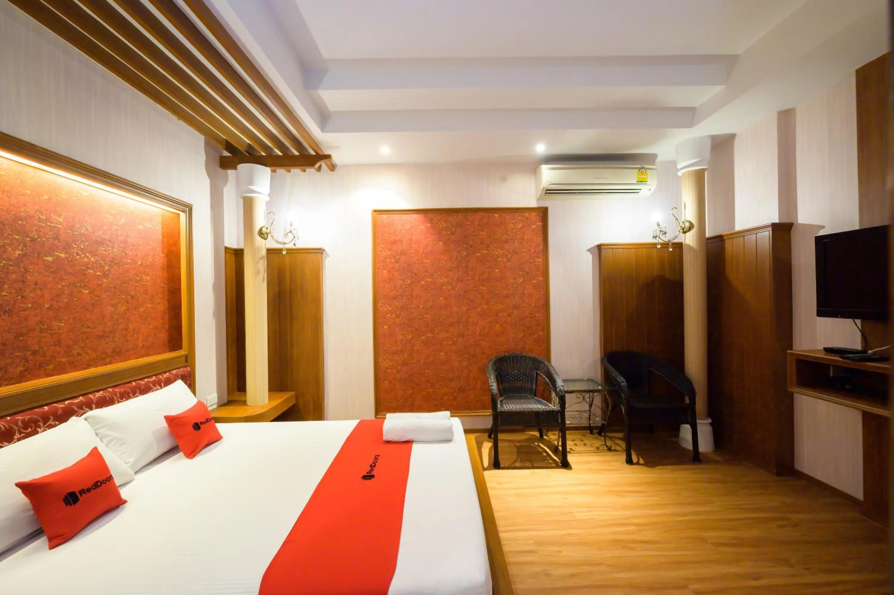 Bed in Ruen Rattana Resort