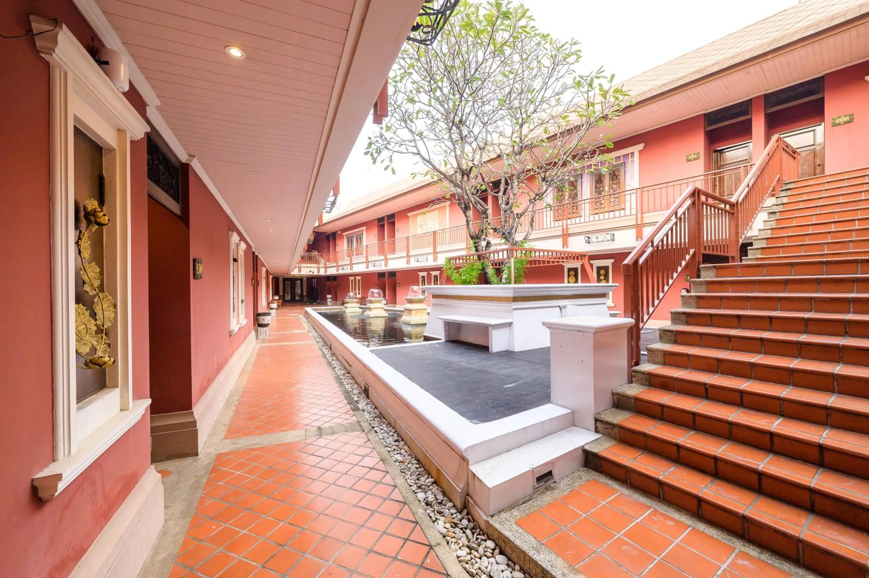 Property building in Ruen Rattana Resort