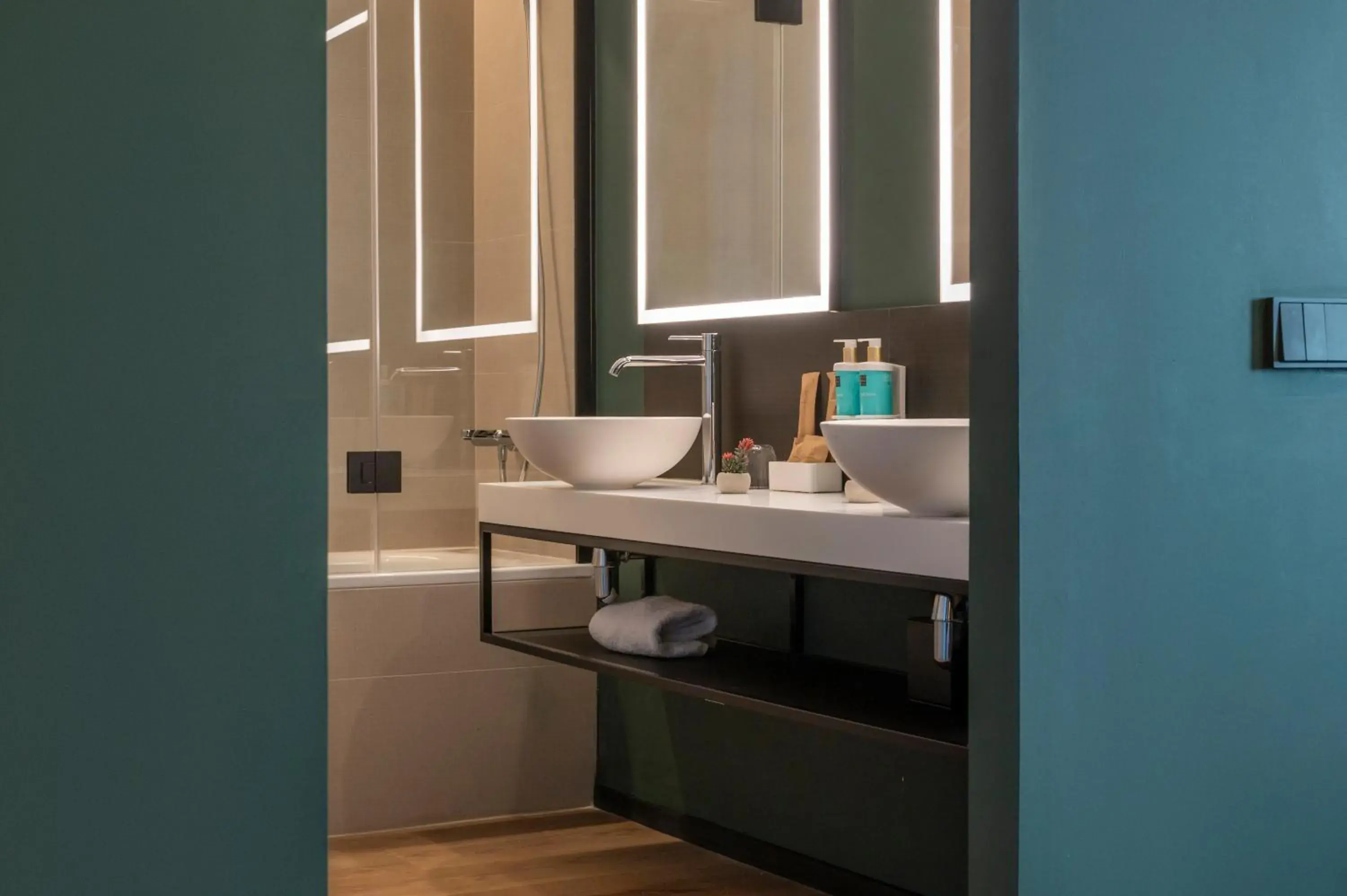 Suite in Novotel Valencia Lavant Suite in Novotel Valencia Lavant