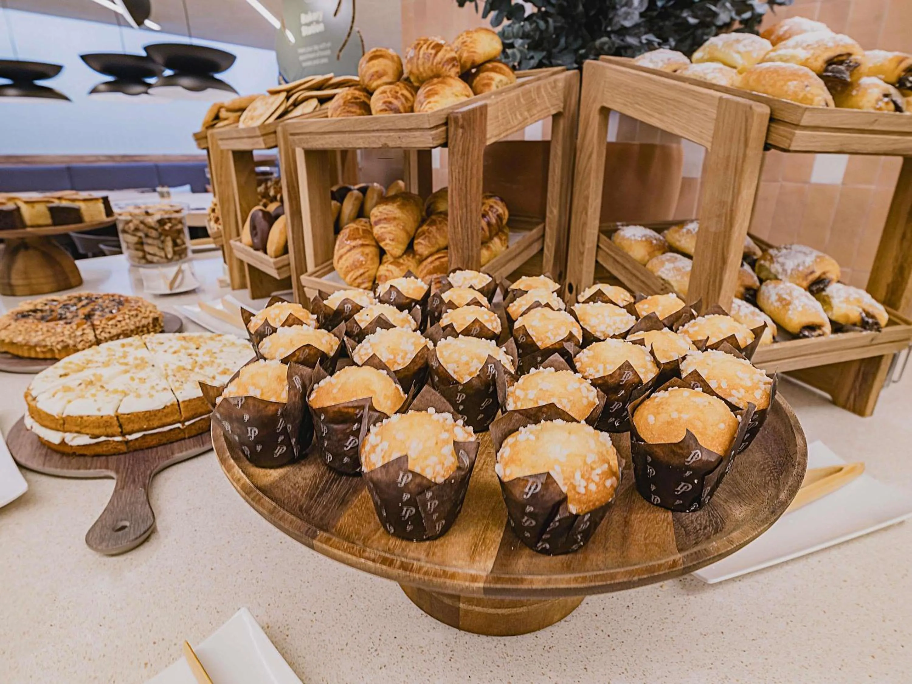 Breakfast in Novotel Valencia Lavant