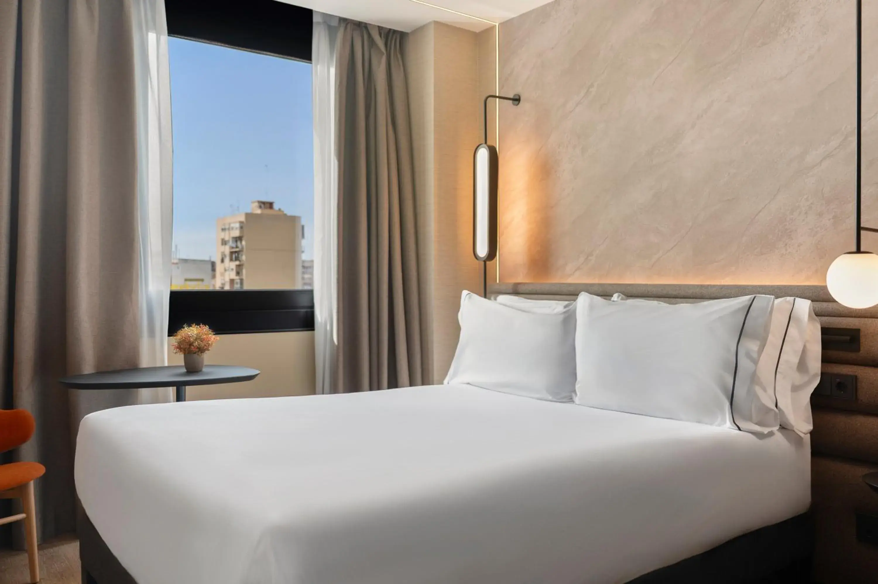 Standard Room in Novotel Valencia Lavant Standard Room in Novotel Valencia Lavant