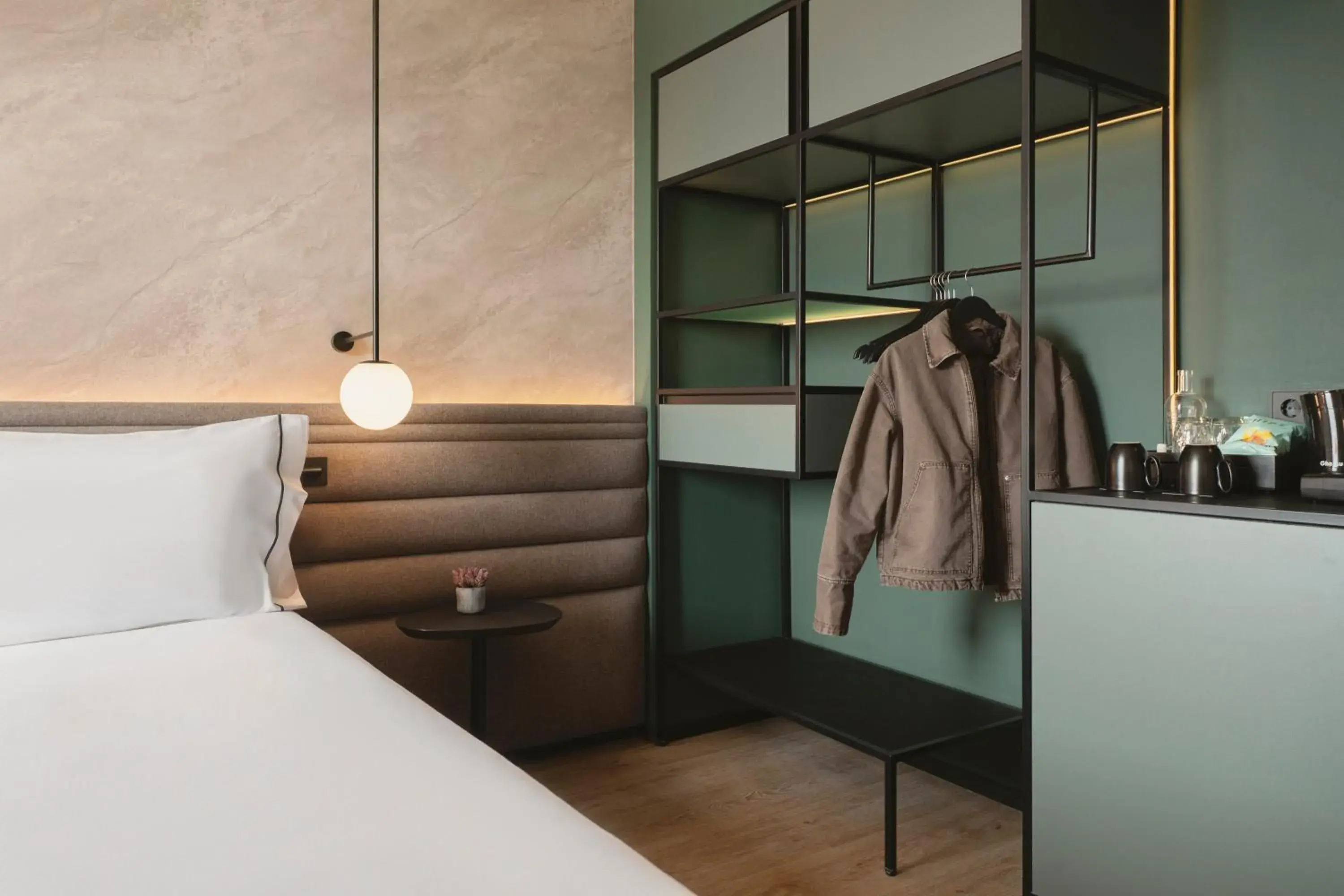 Superior Adapted Room in Novotel Valencia Lavant Superior Adapted Room in Novotel Valencia Lavant