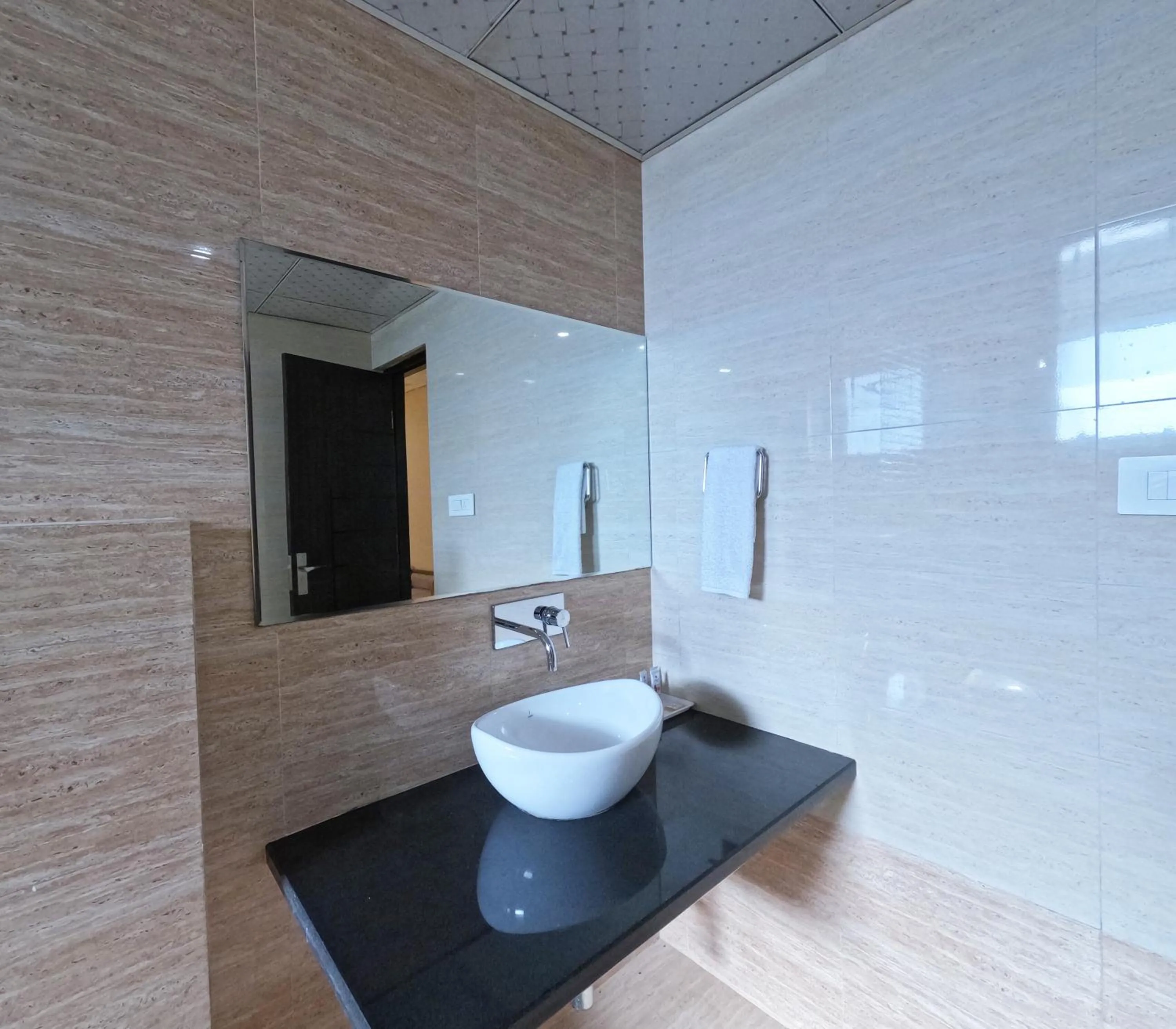 Bathroom in Hotel Annpurna Regency
